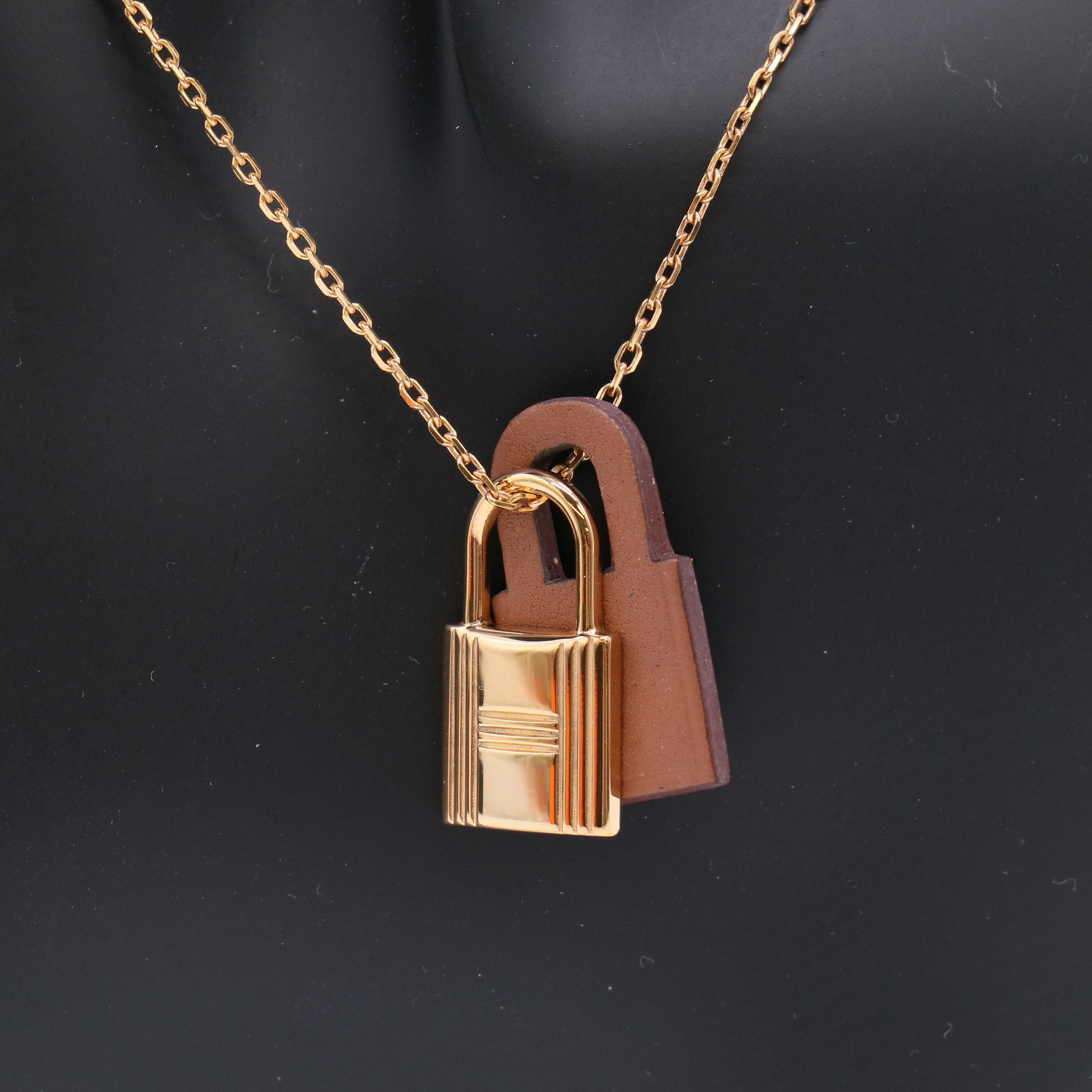 Hermes O'Kelly Pendant Necklace Twins LDZ519