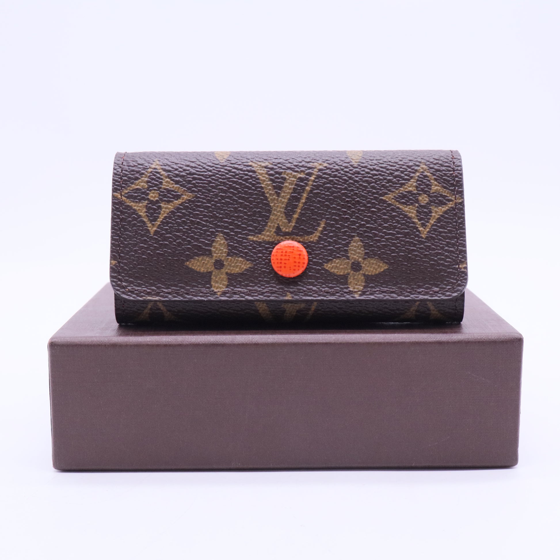 Petite Leather Goods - 4-Key Holder in Monogram Canvas