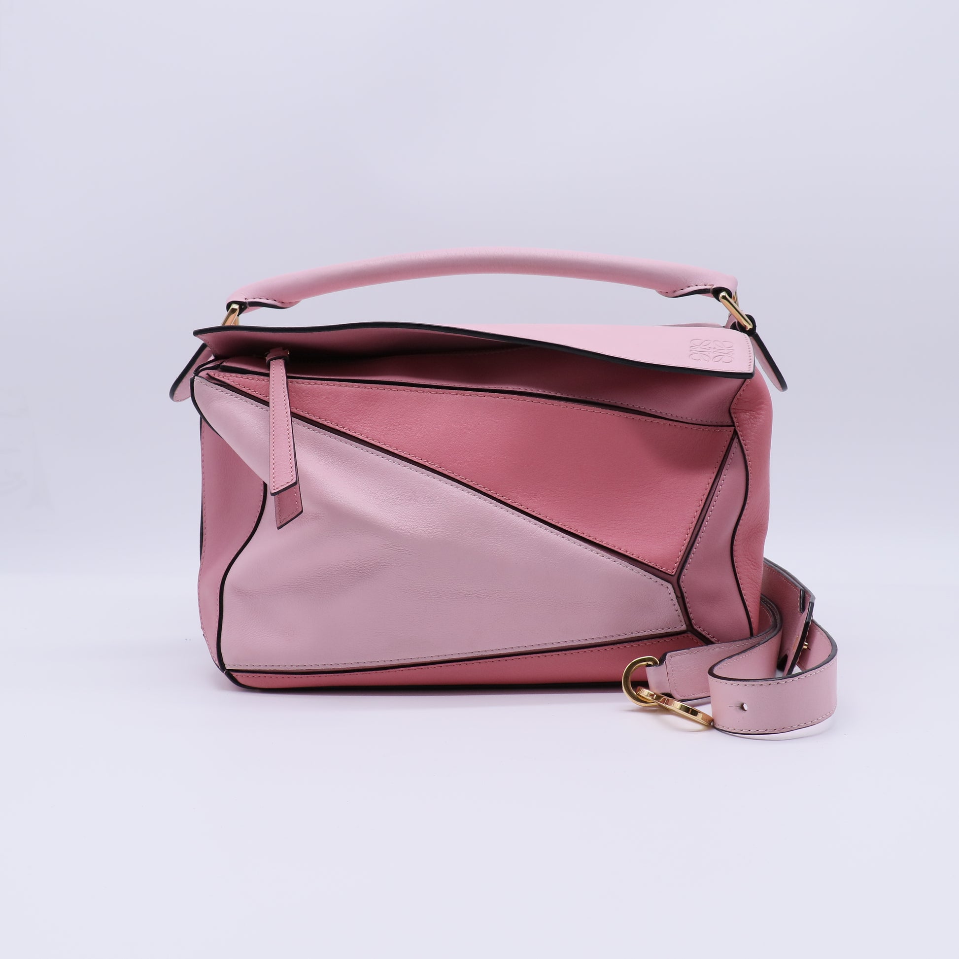 Loewe Classic Calfskin Puzzle Bag B21943