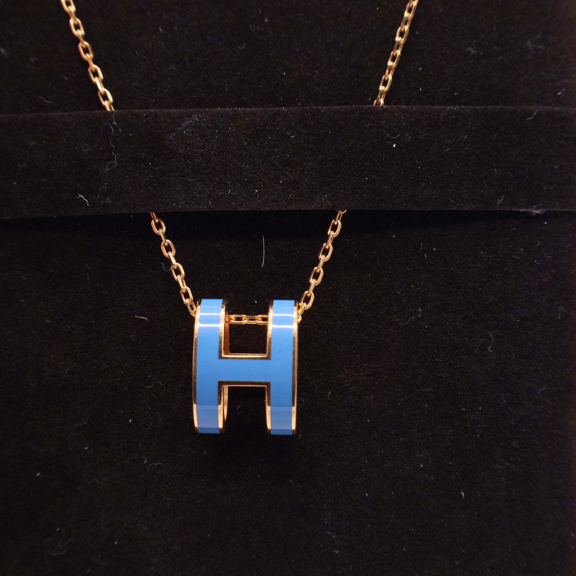 Mini Pop H pendant denim blue gold finish