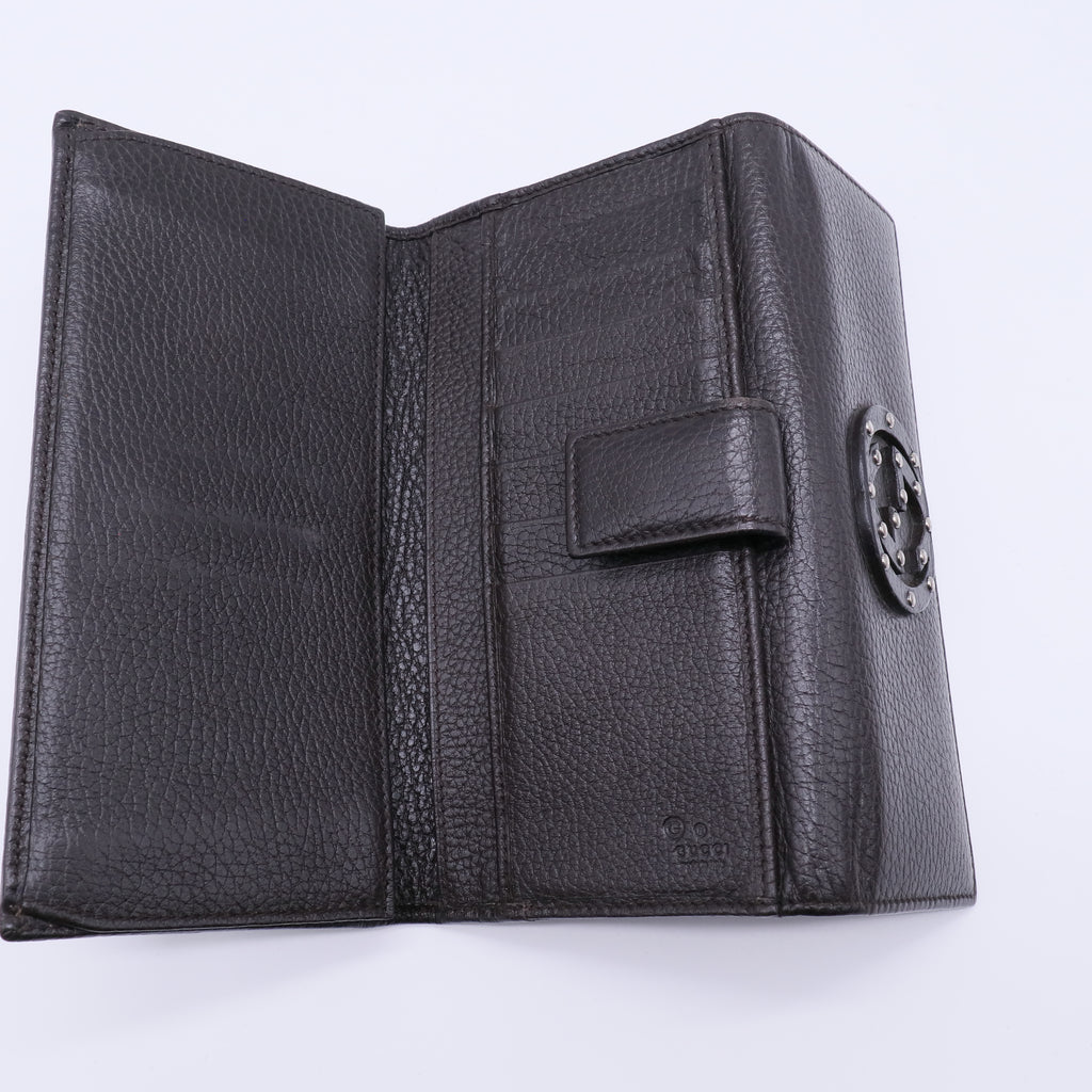 Gucci GG Canvas Studded Round Plaque Continental Wallet Black W21326
