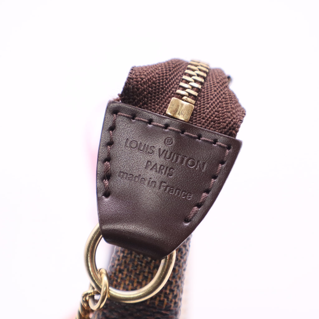 Louis Vuitton Pre-Owned samll leather good twins