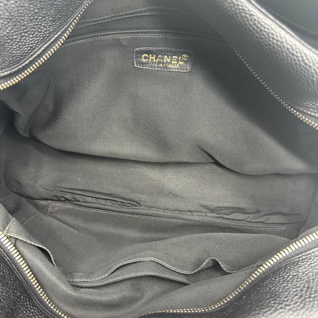 Grand Timeless Shopping Tote Quilted Caviar twins