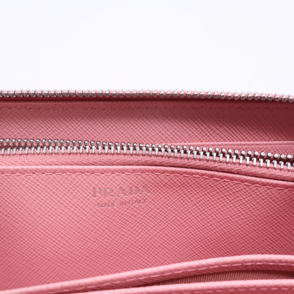 Saffiano Lux Leather Continental Wallet TWINS  W20678