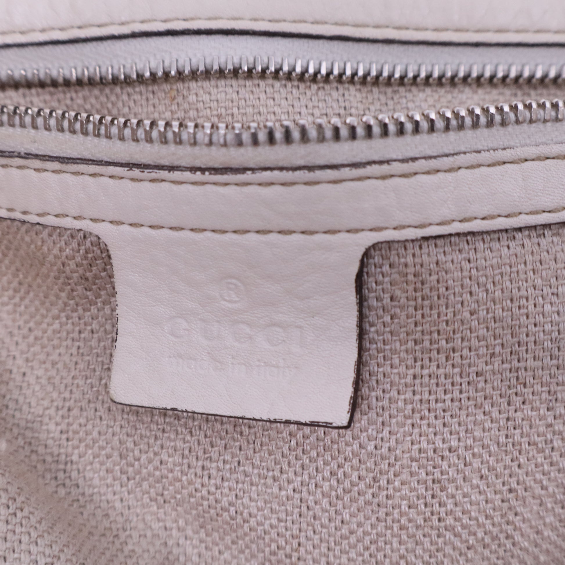 Medium GG Canvas Icon Bit tote bag B20749