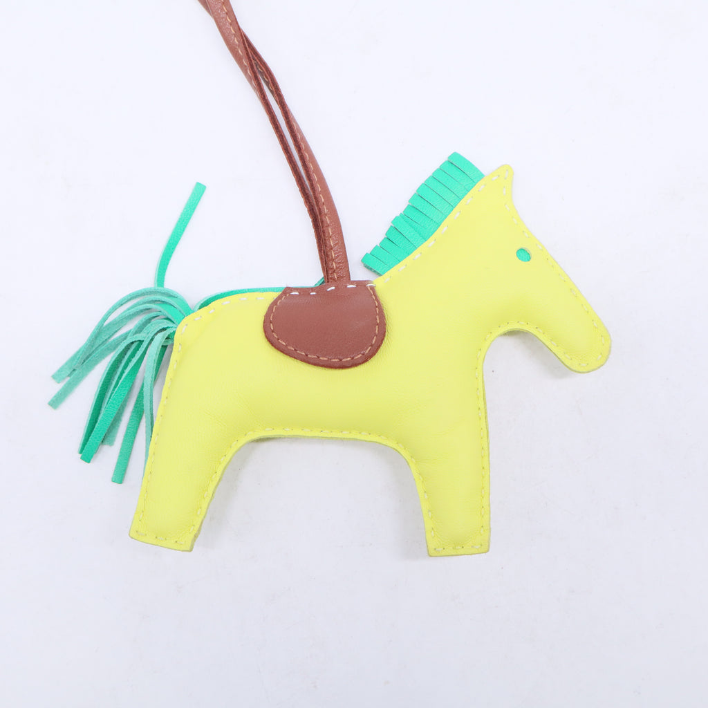Fauve Lambskin Milo Lambskin Leather GriGri Rodeo Horse GM Bag Charm W20640