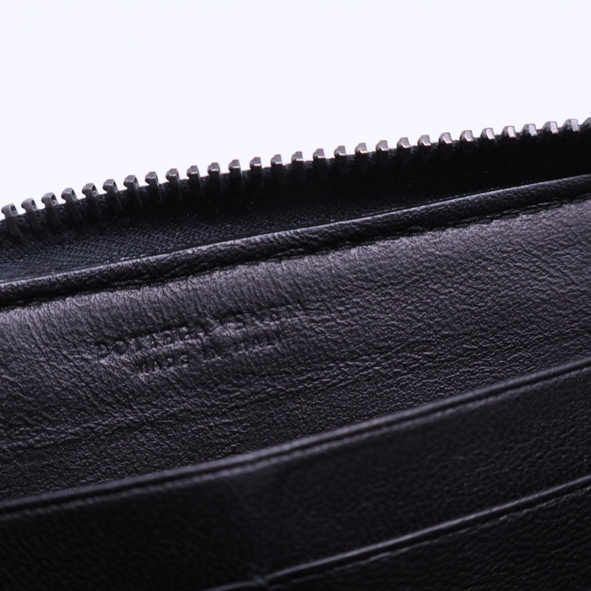 Intrecciato Zip Around Long Wallet W20549