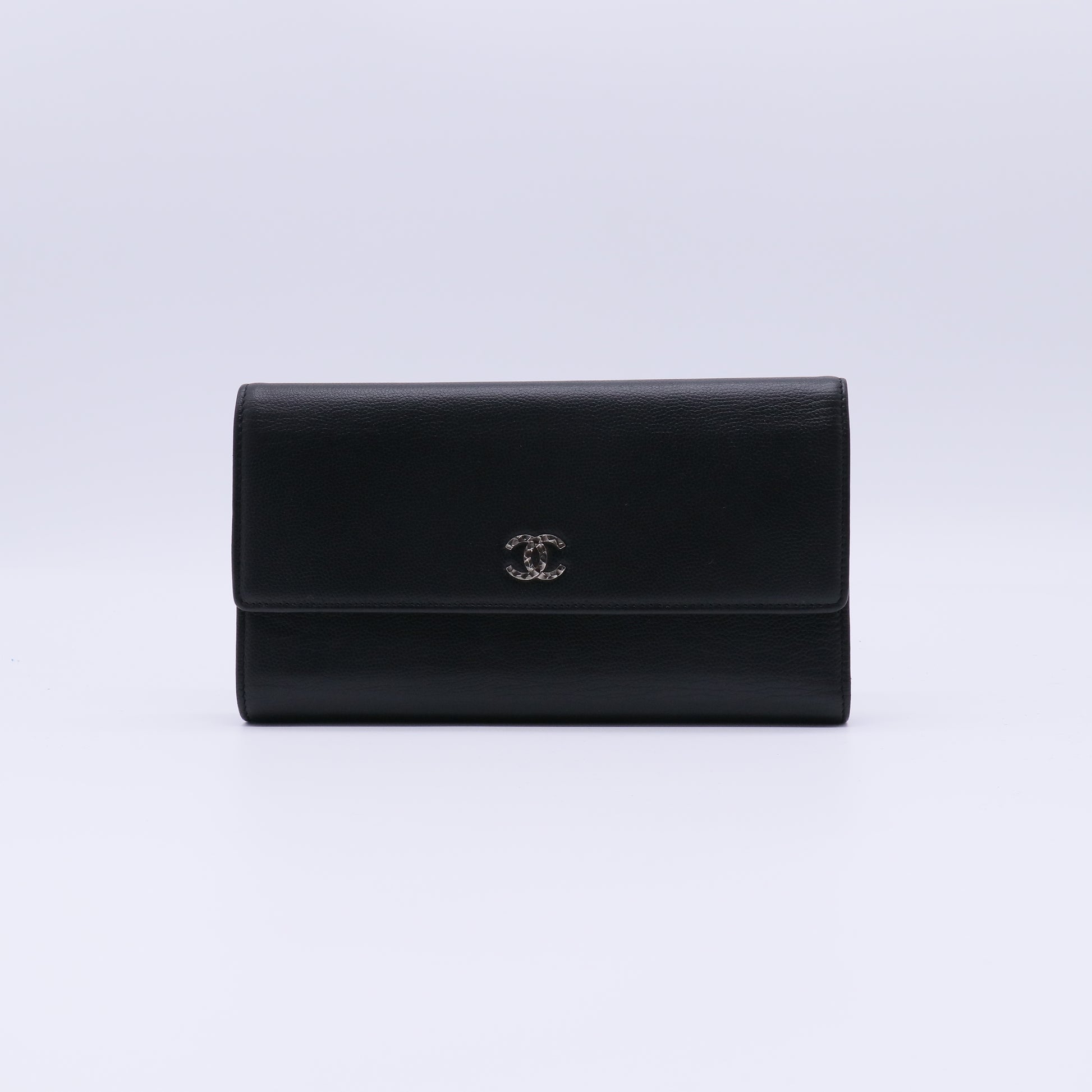 Chanel Grained Calfskin Filigree CC Flap Long Wallet W21400