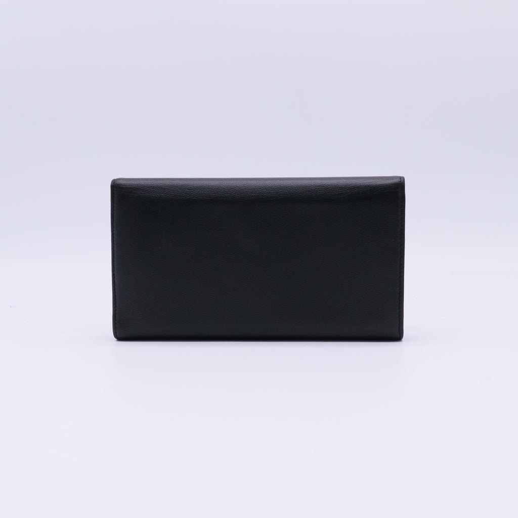 Chanel Grained Calfskin Filigree CC Flap Long Wallet W21400