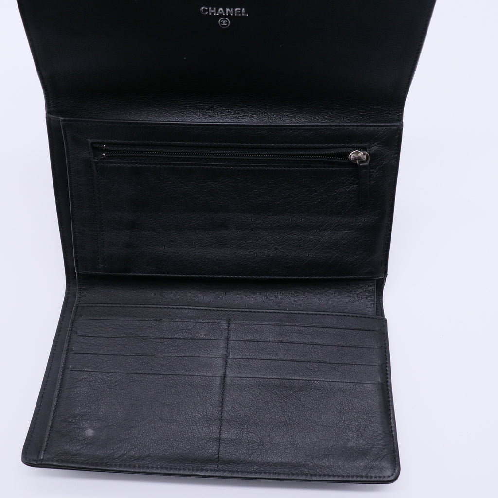 Chanel Grained Calfskin Filigree CC Flap Long Wallet W21400