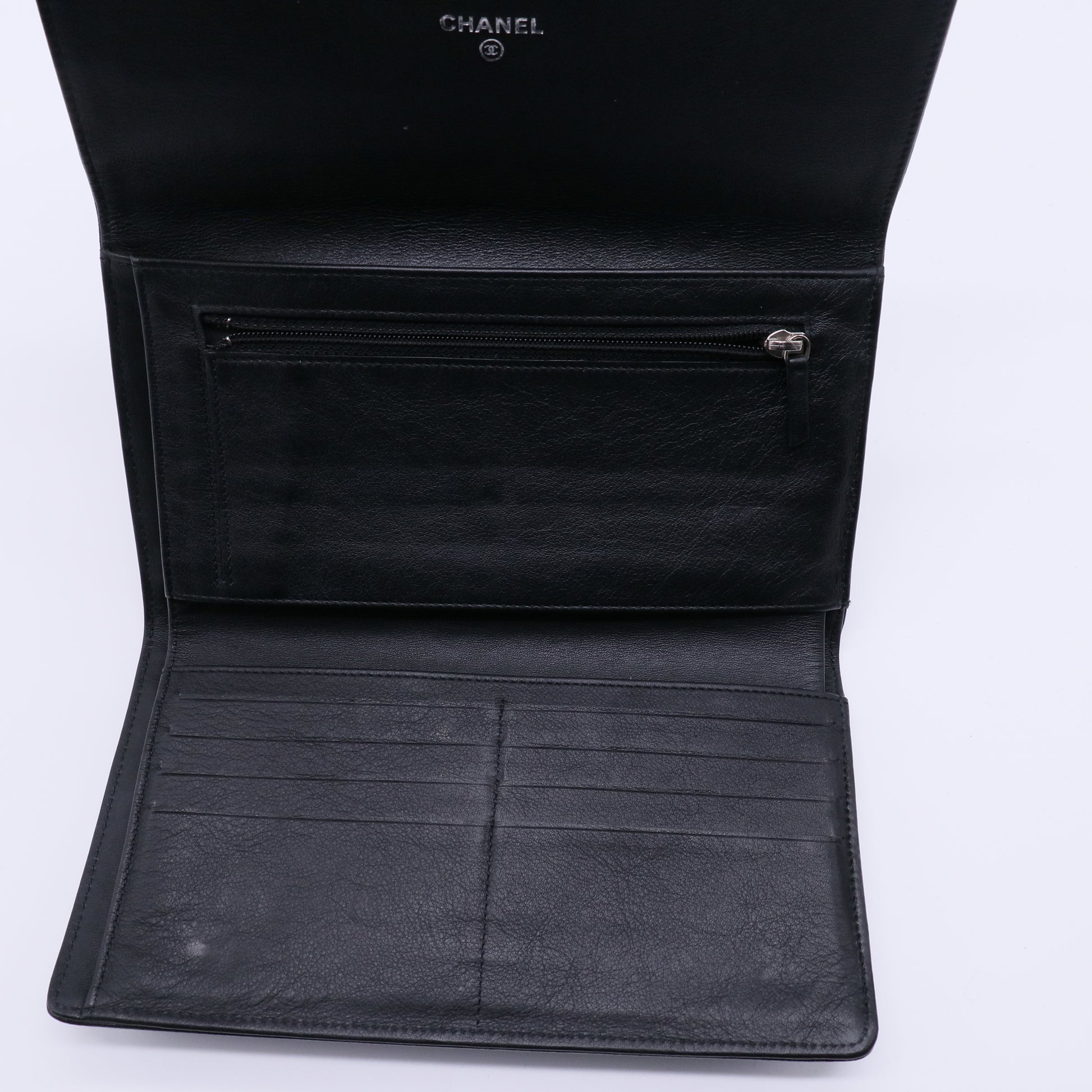 Chanel Grained Calfskin Filigree CC Flap Long Wallet W21400