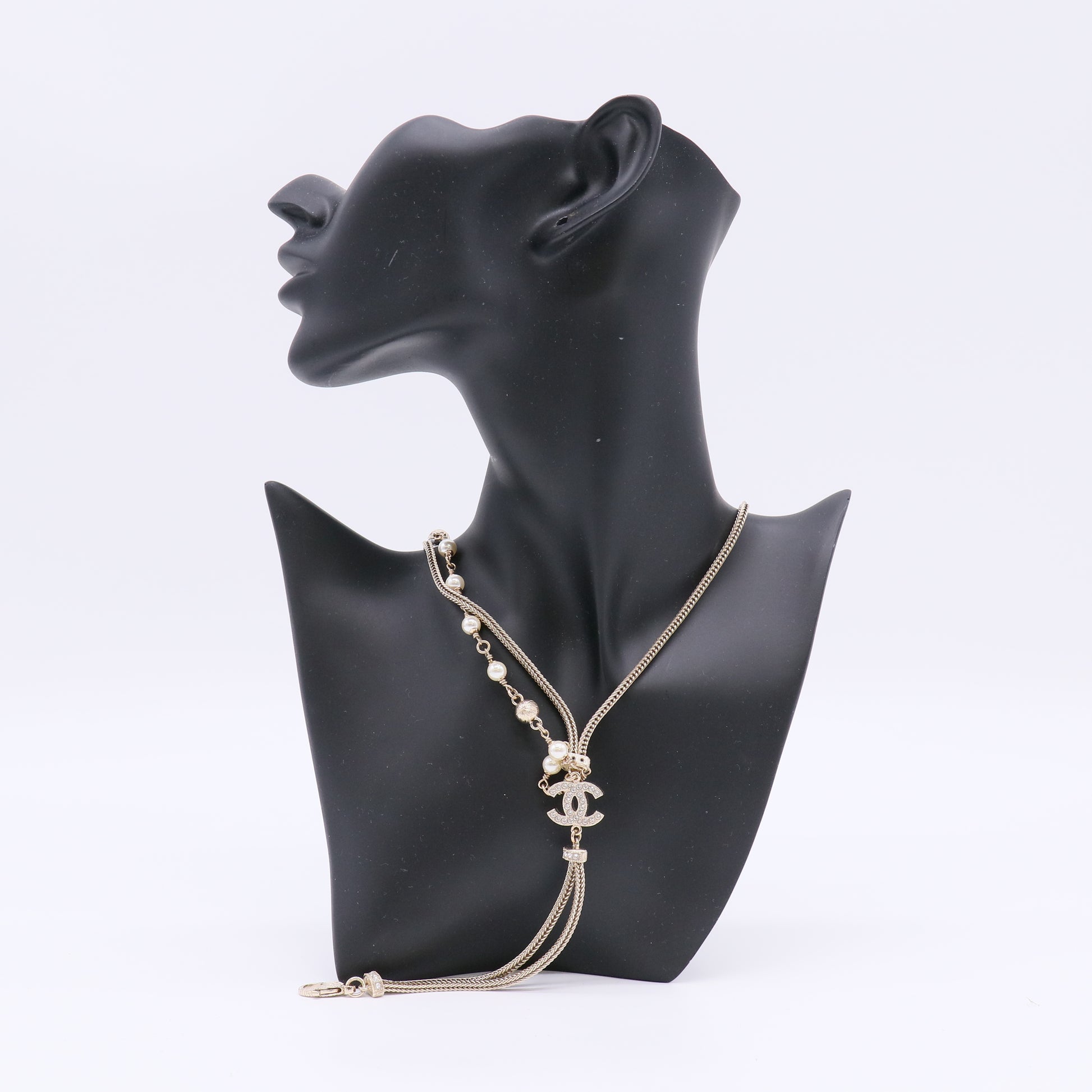 Chanel Gold Tone Faux Pearl & Chain CC Layered Necklace twins LDZ299