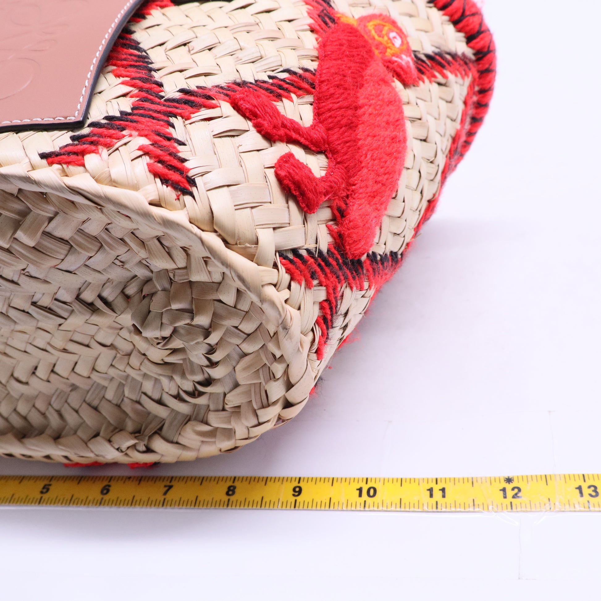 Basket Tote Embroidered Raffia B20915