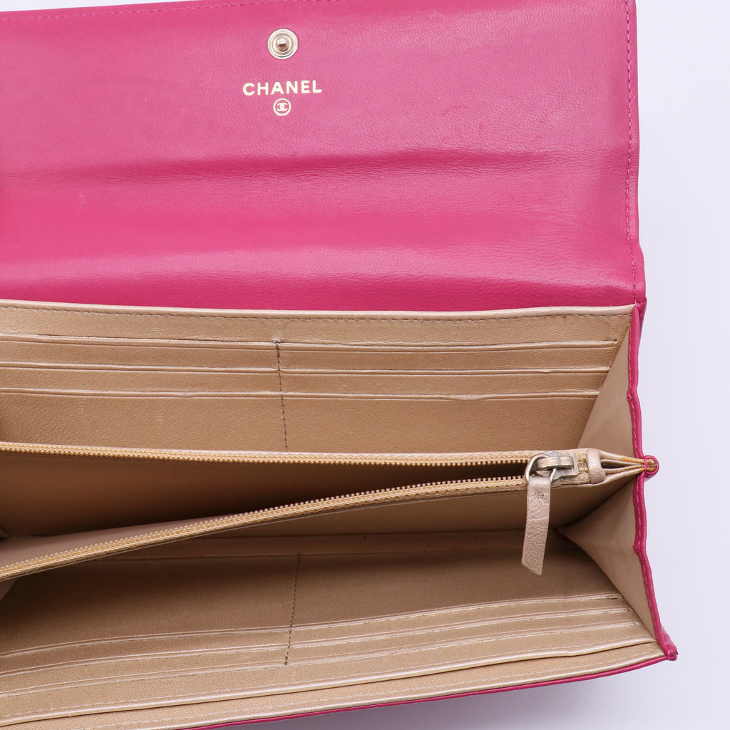 Chanel Camellia Lambskin Flap Long Wallet W21325