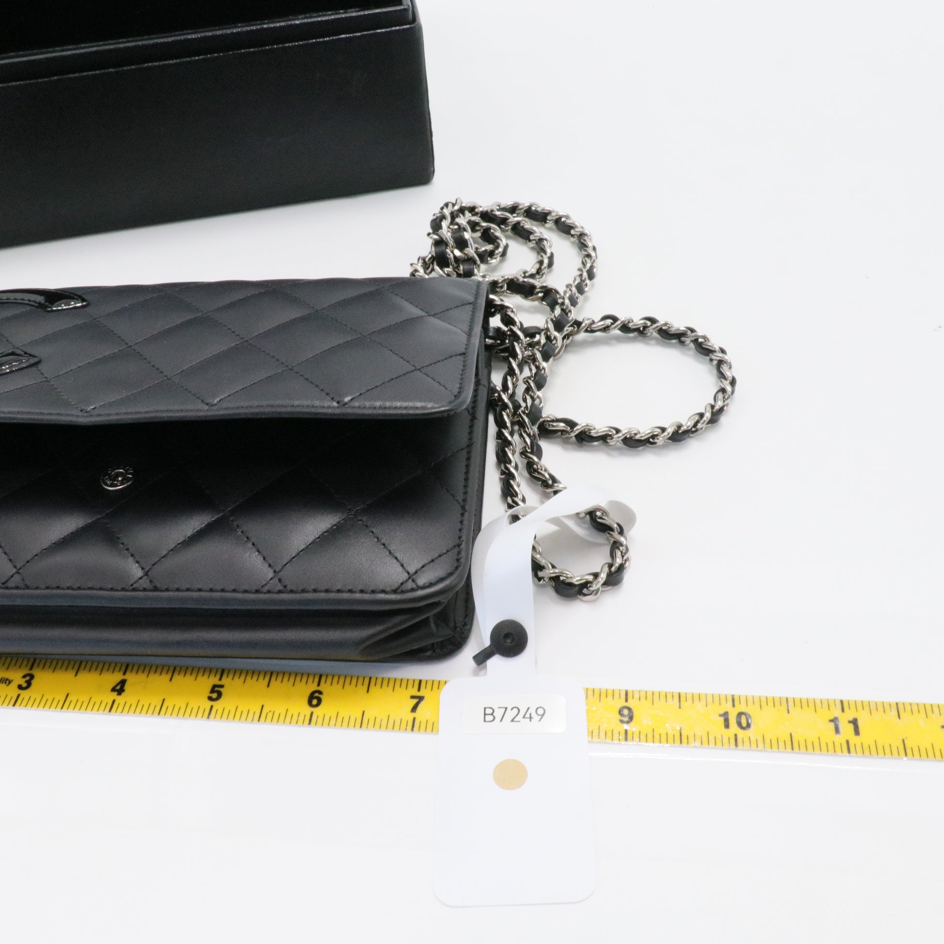 Ligne Cambon Wallet On Chain