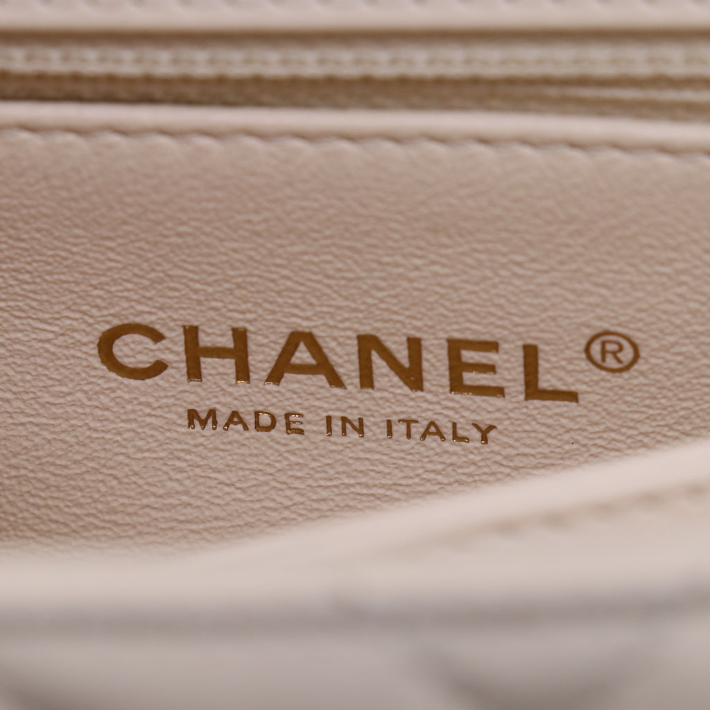 Chanel Ivory Chevron Quilted Caviar Leather Small Coco Top Handle Bag with Genuine Lizard Handle B22143