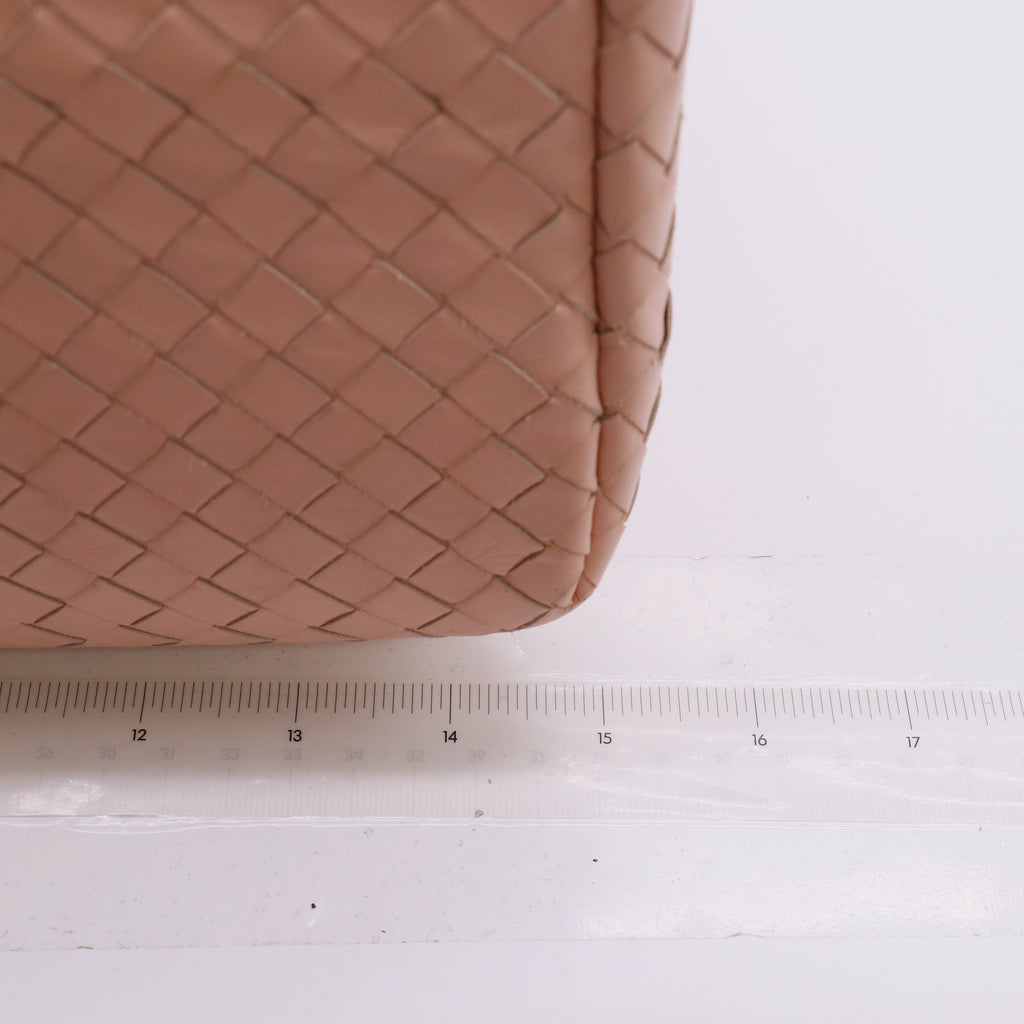 Bottega Veneta Roma Intrecciato Nappa Tote Bag
 twins B23210