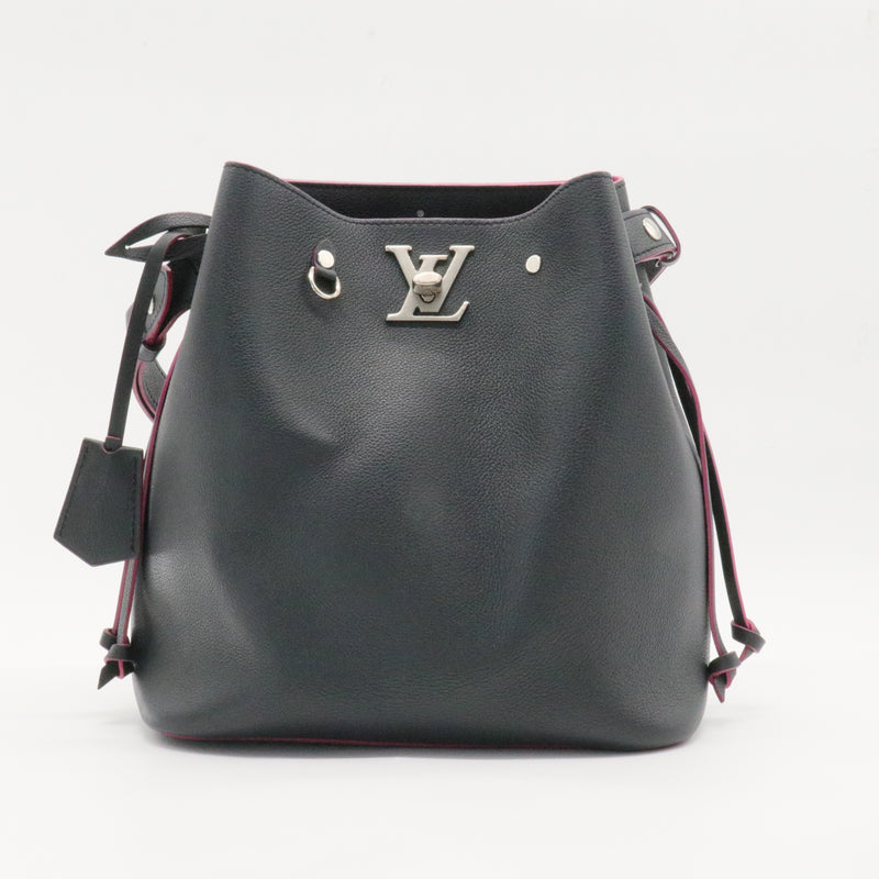 Lockme Bucket Bag Leather