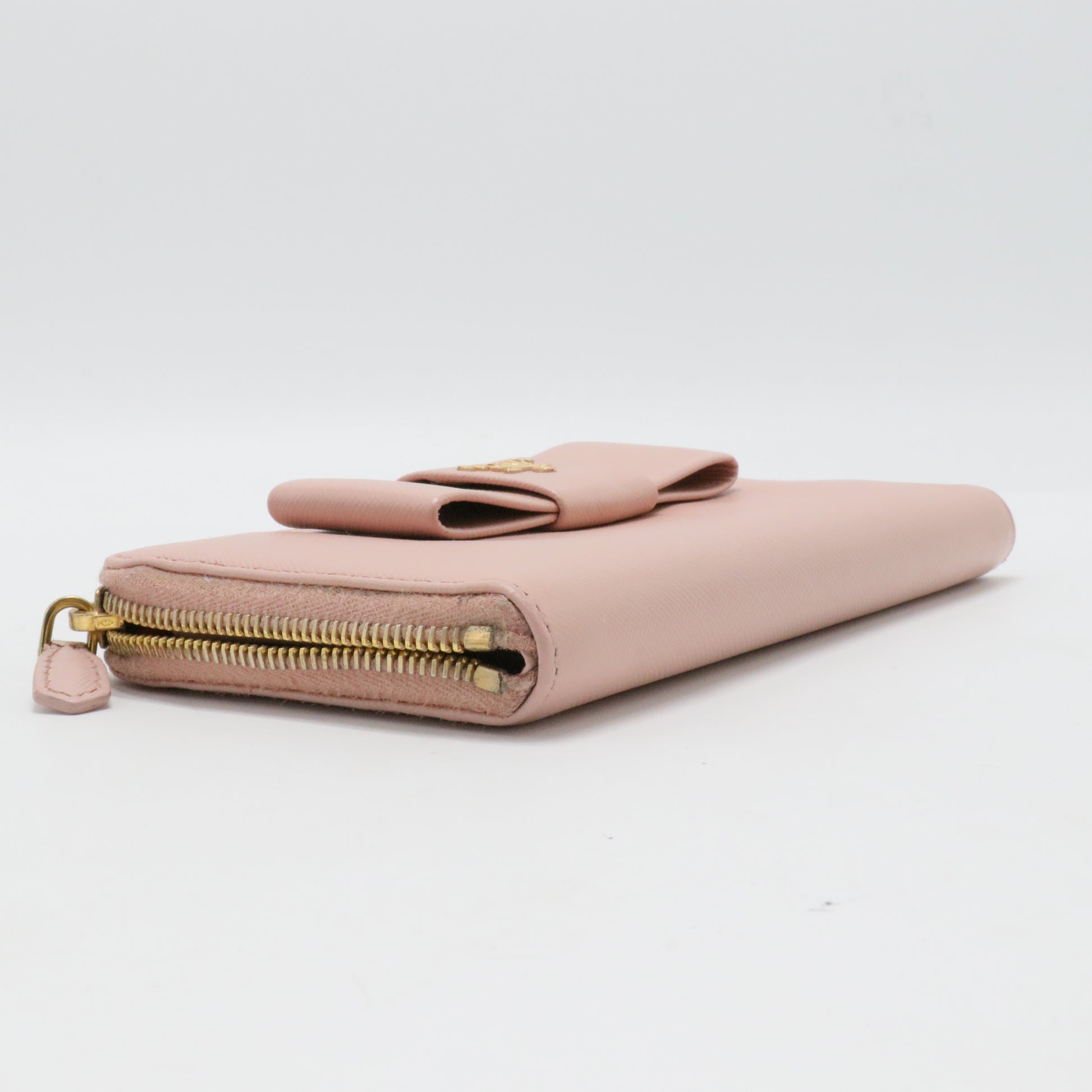 Saffiano Cuir Leather Continental Wallet