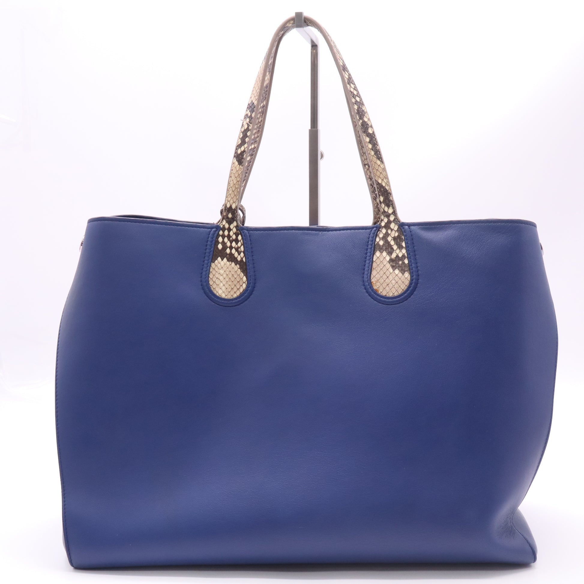 Christian Dior

Python-Trimmed Addict Tote twins B23010