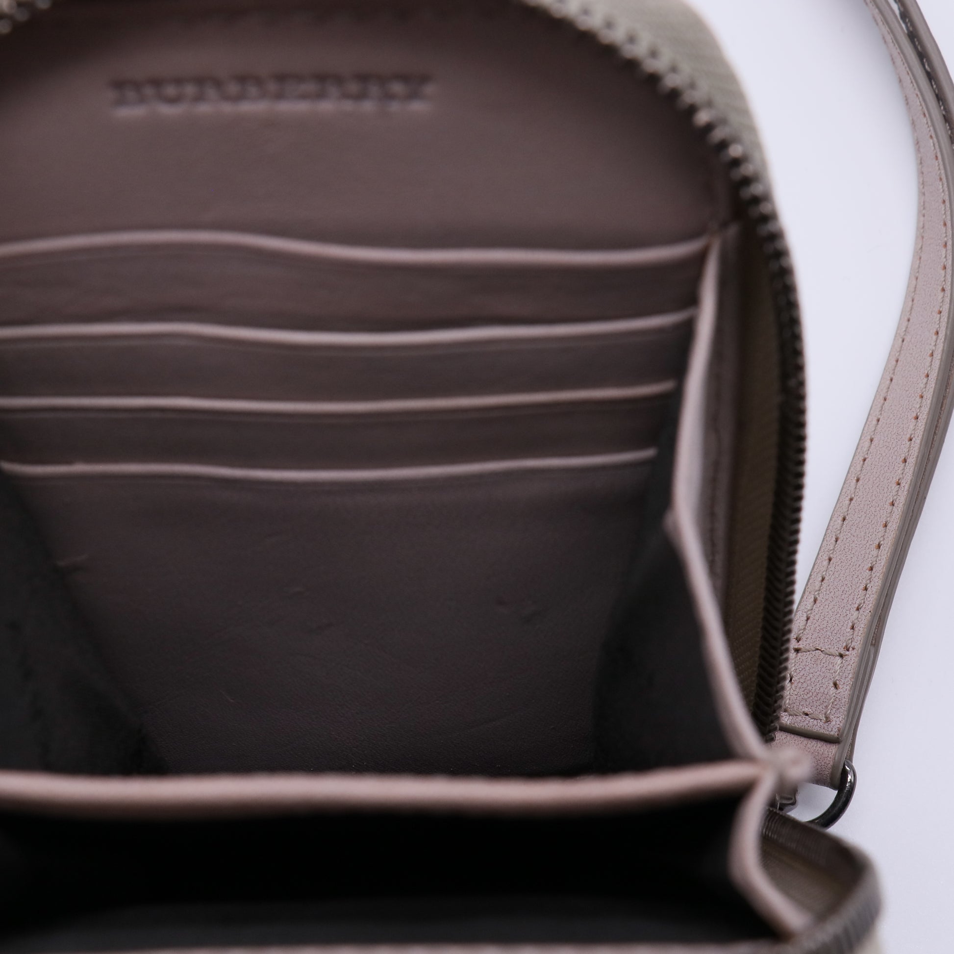 Burberry Smoked Check Zip Phone Bag W21273