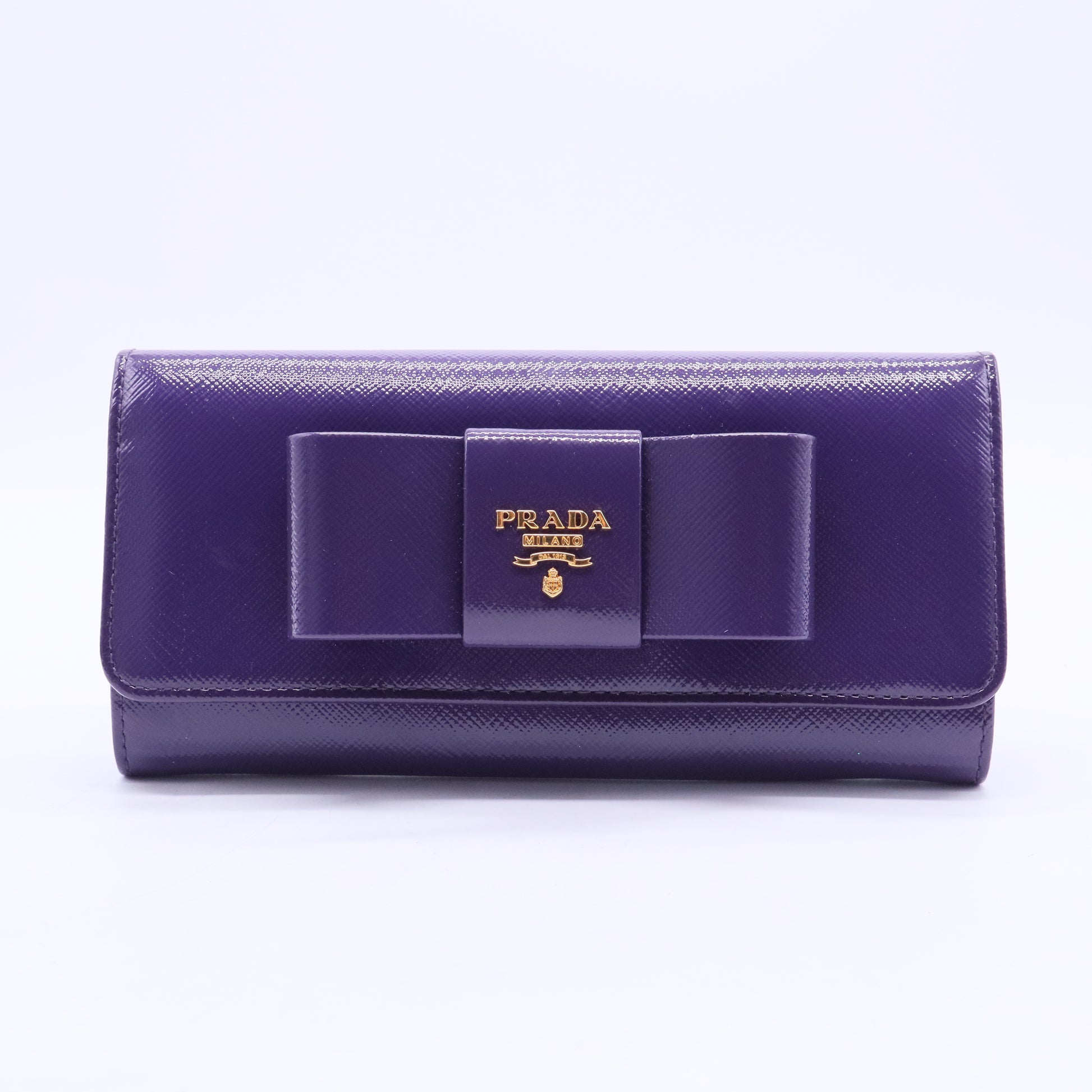 Saffiano Vernice Leather Continental Wallet W20298