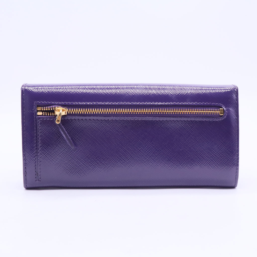 Saffiano Vernice Leather Continental Wallet W20298