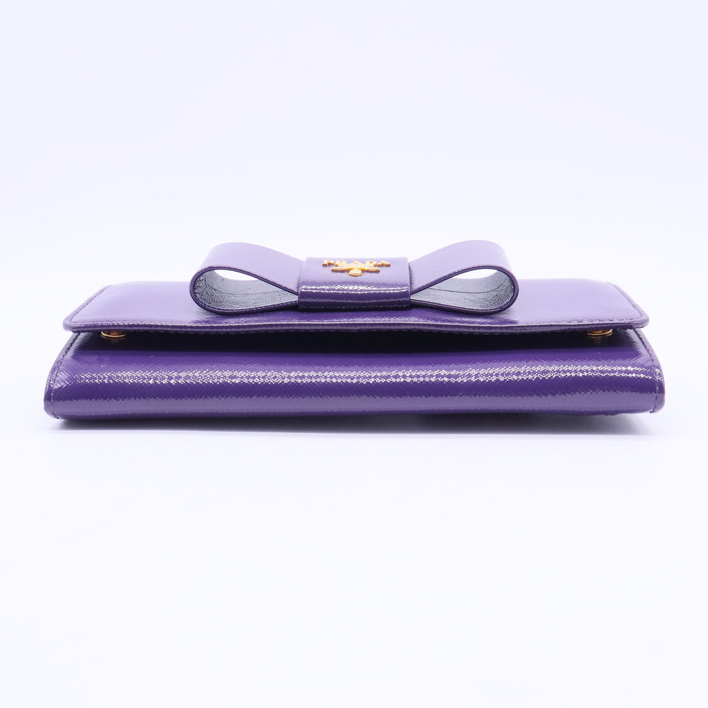Saffiano Vernice Leather Continental Wallet W20298