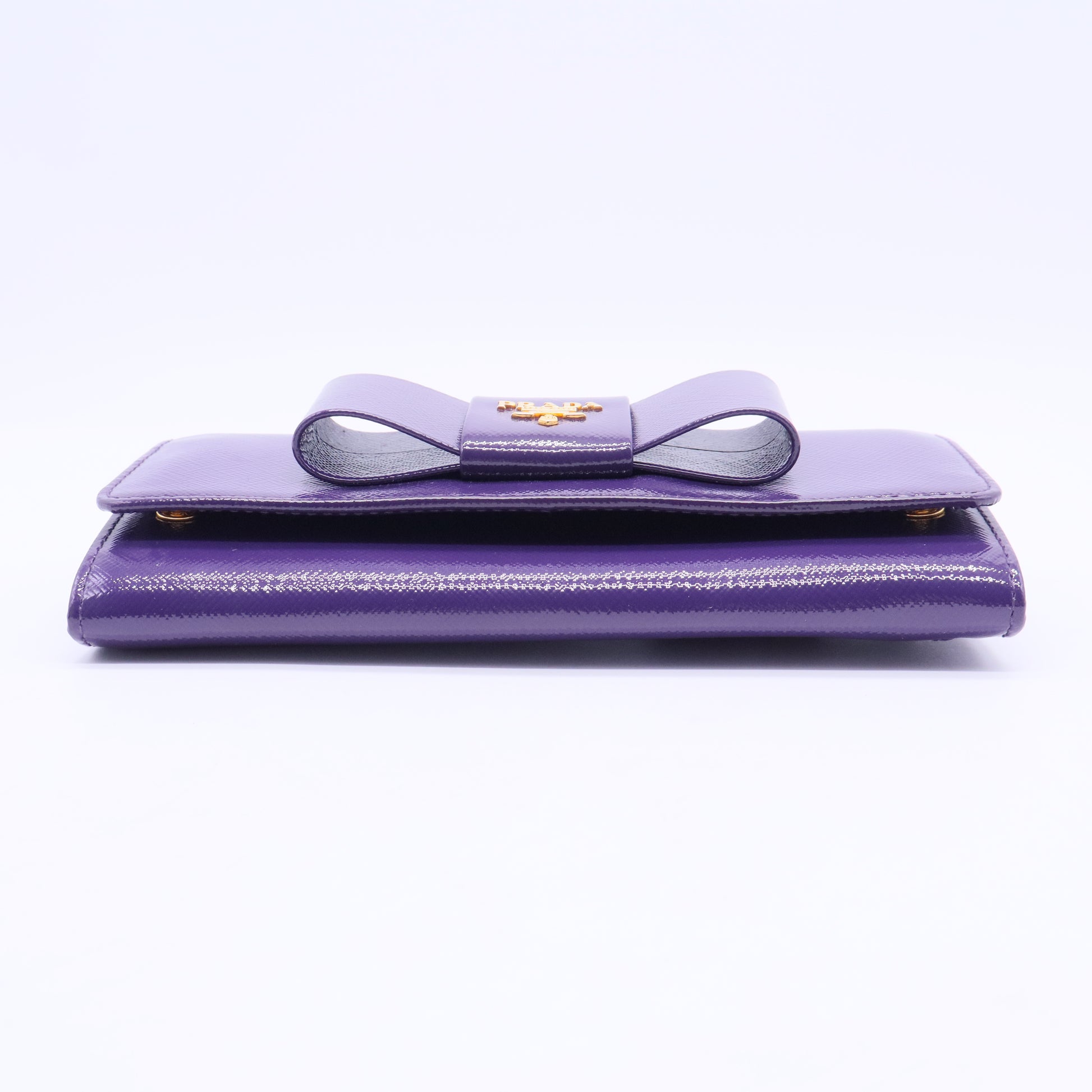 Saffiano Vernice Leather Continental Wallet W20298