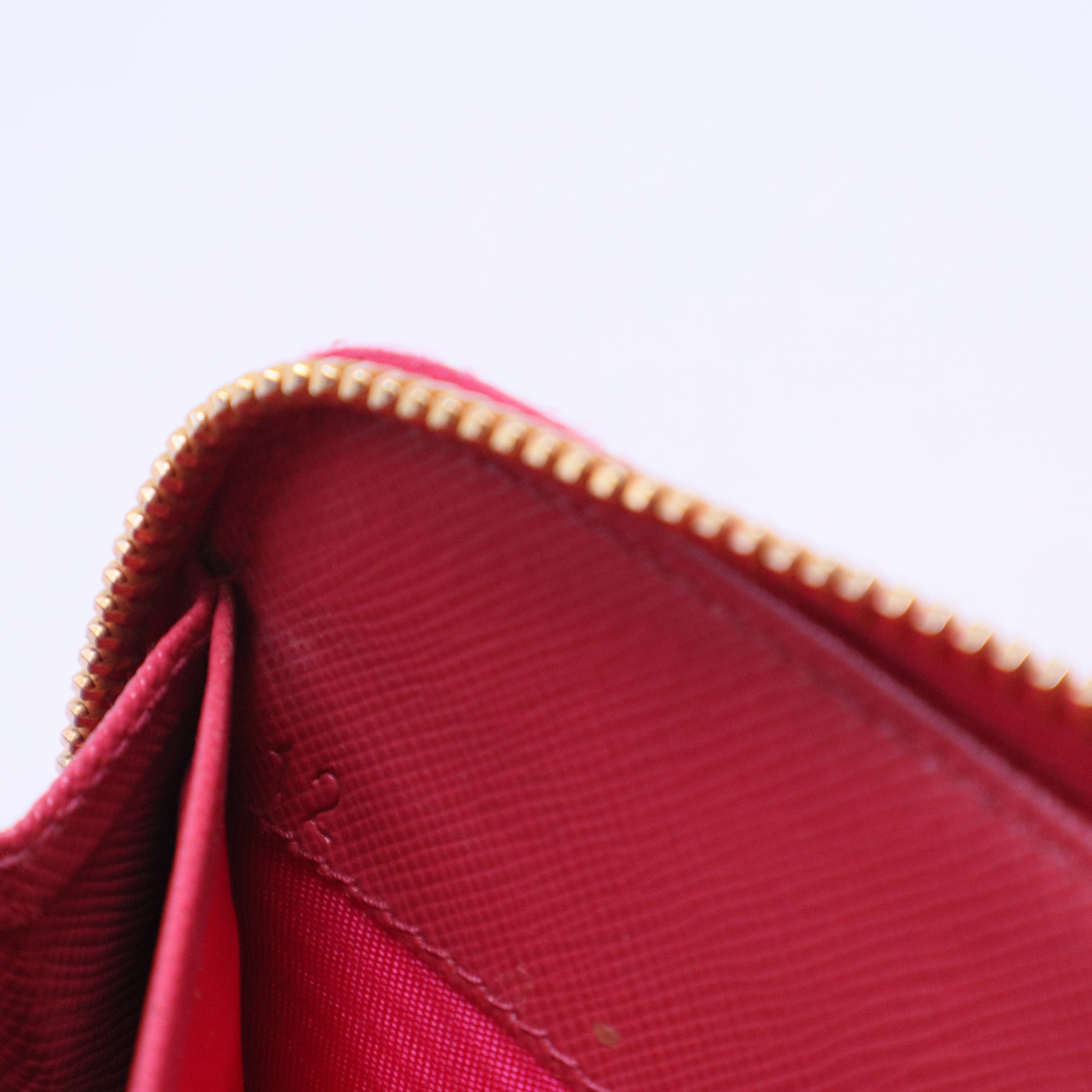 Pink Saffiano Peonia Fiocco Bow Zip Around Wallet W20581