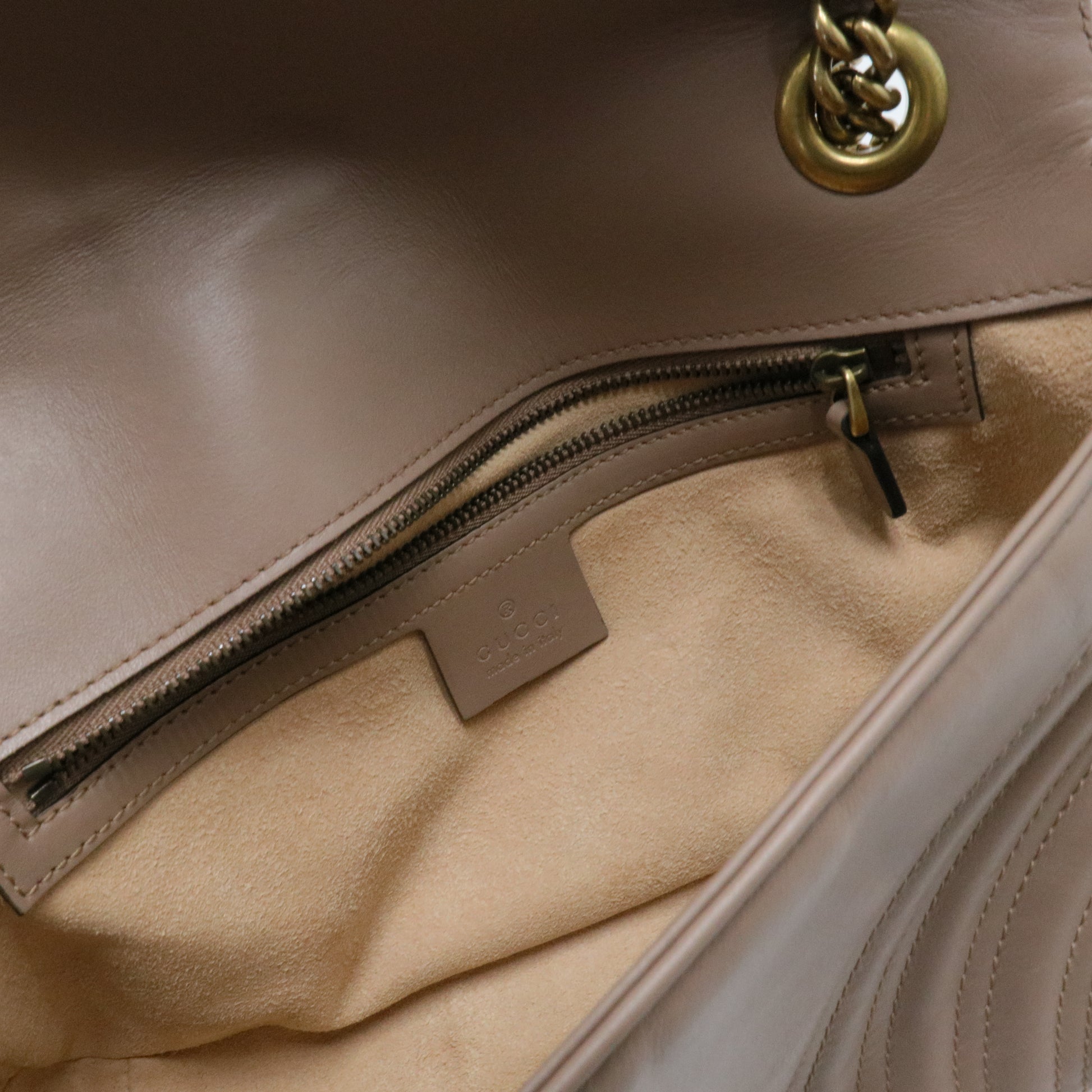 GG Marmont small leather shoulder bag