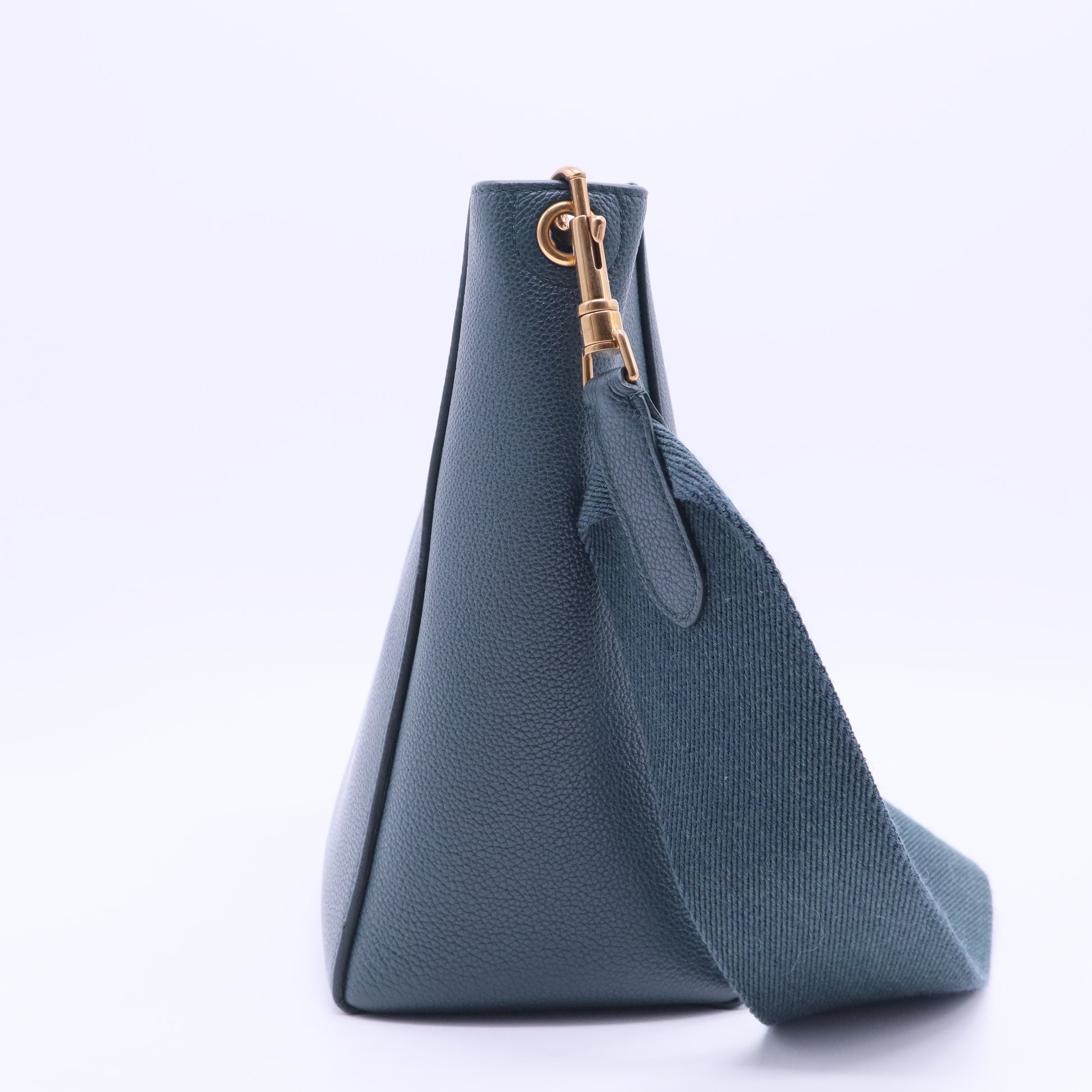 SMALL SANGLE BUCKET BAG CALFSKIN DARK GREEN B20110