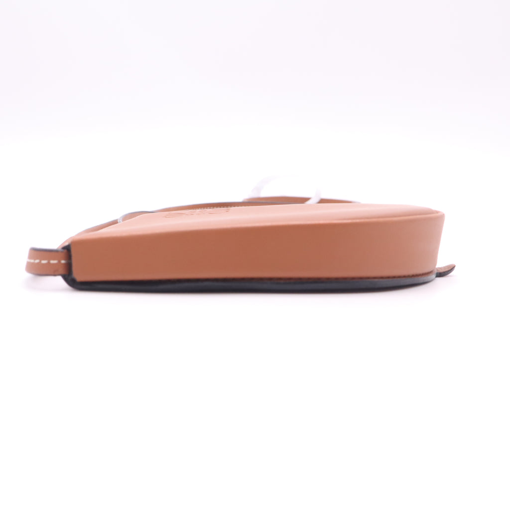 Heel leather crossbody B23257