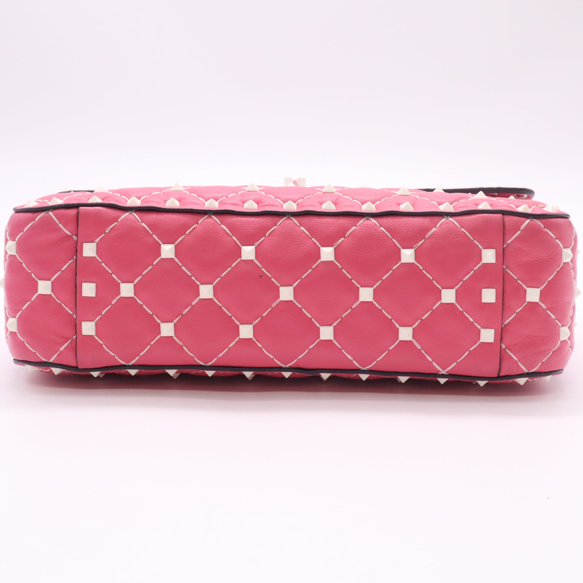 Lambskin Medium Free Rockstud Spike Shoulder Bag Shadow Pink B23290