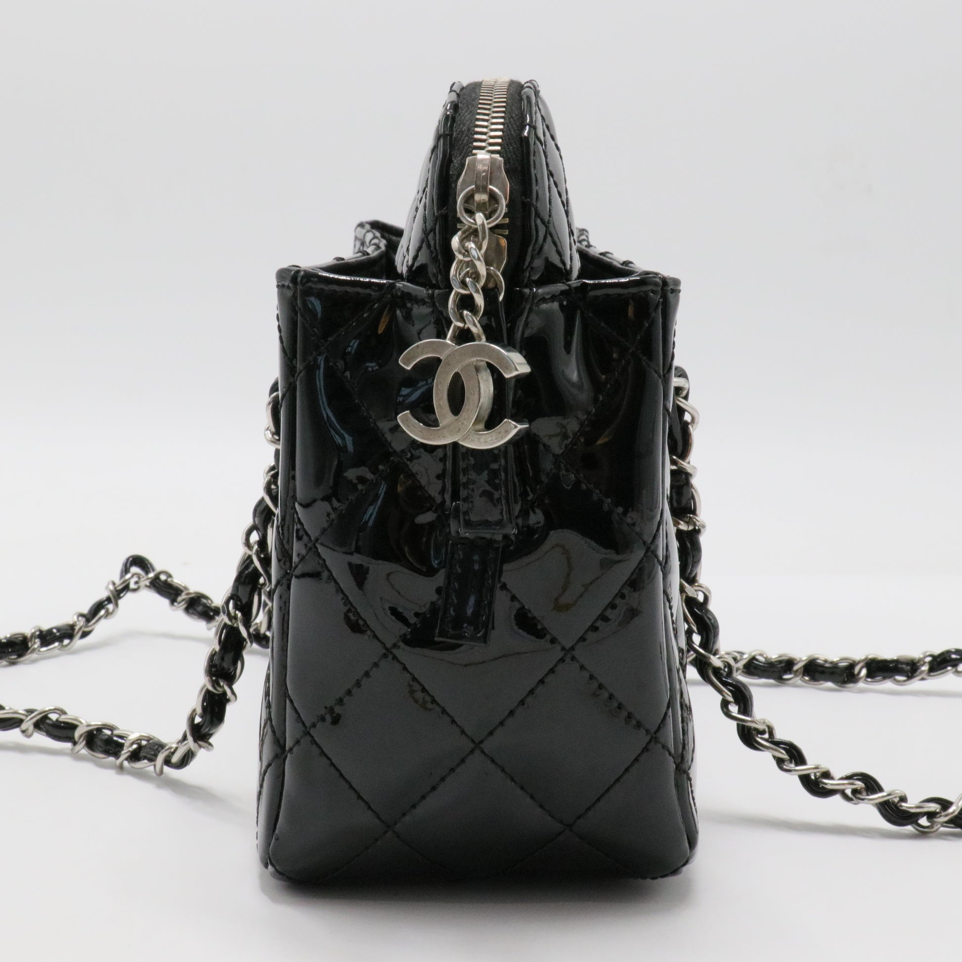 Chanel Black Quilted Vintage Tote Bag