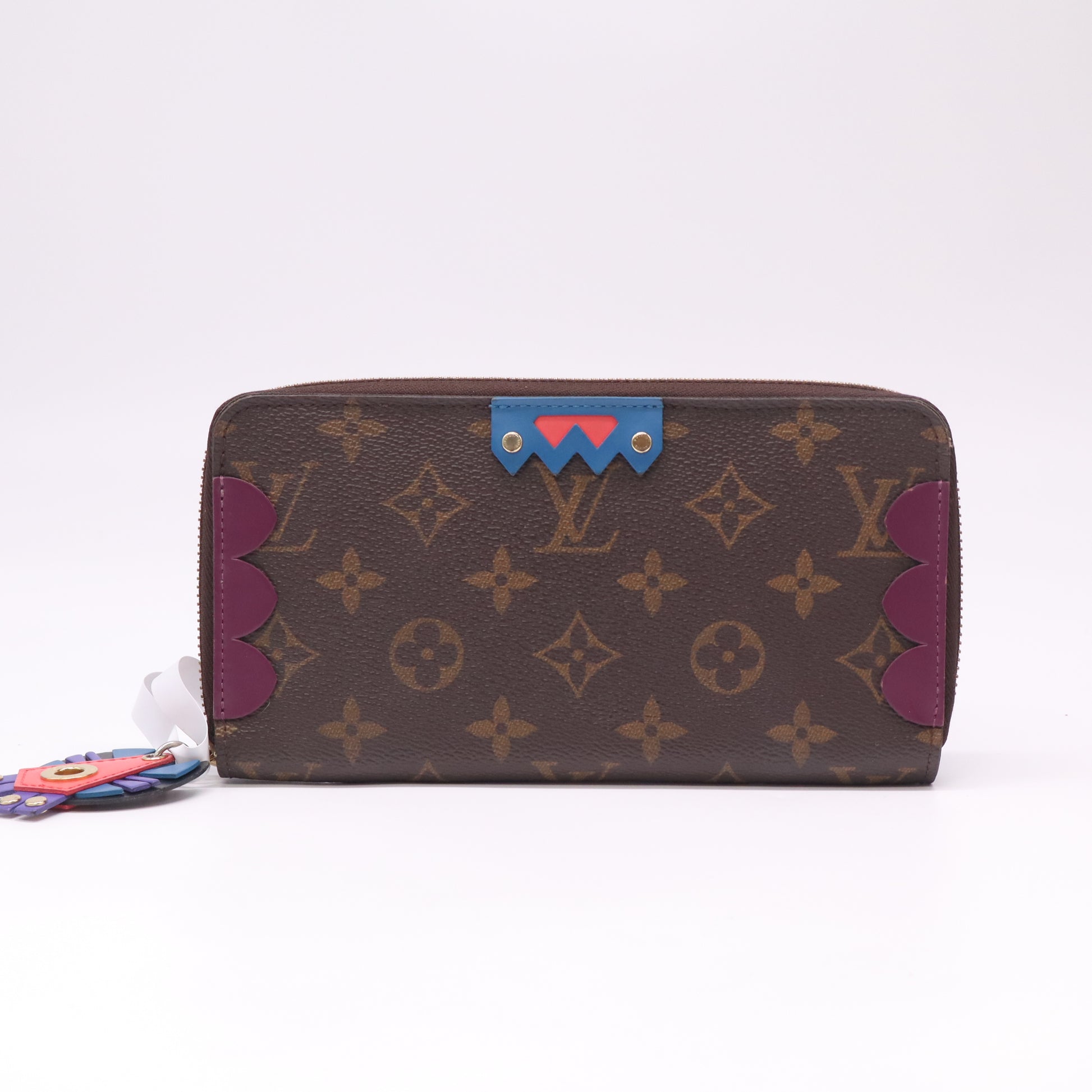 Zippy Wallet Limited Edition Totem Monogram Canvas W22526