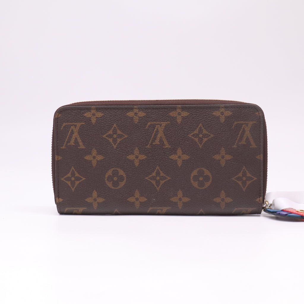 Zippy Wallet Limited Edition Totem Monogram Canvas W22526