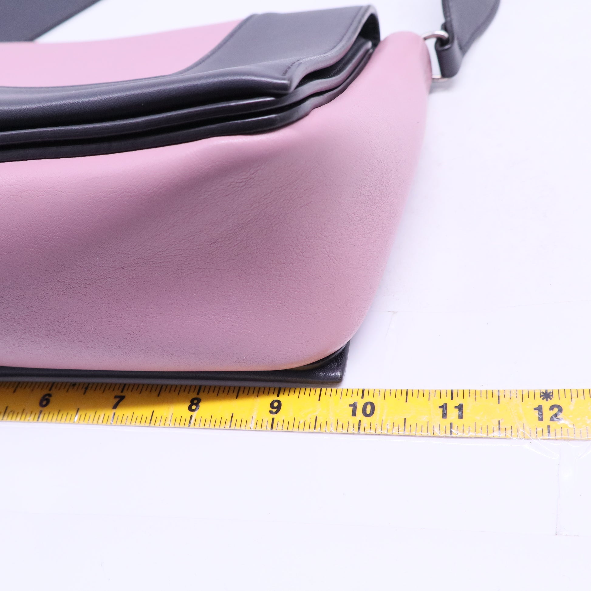 Shiny Smooth Calfskin Medium Frame Shoulder Bag Liquorice Antique Rose
