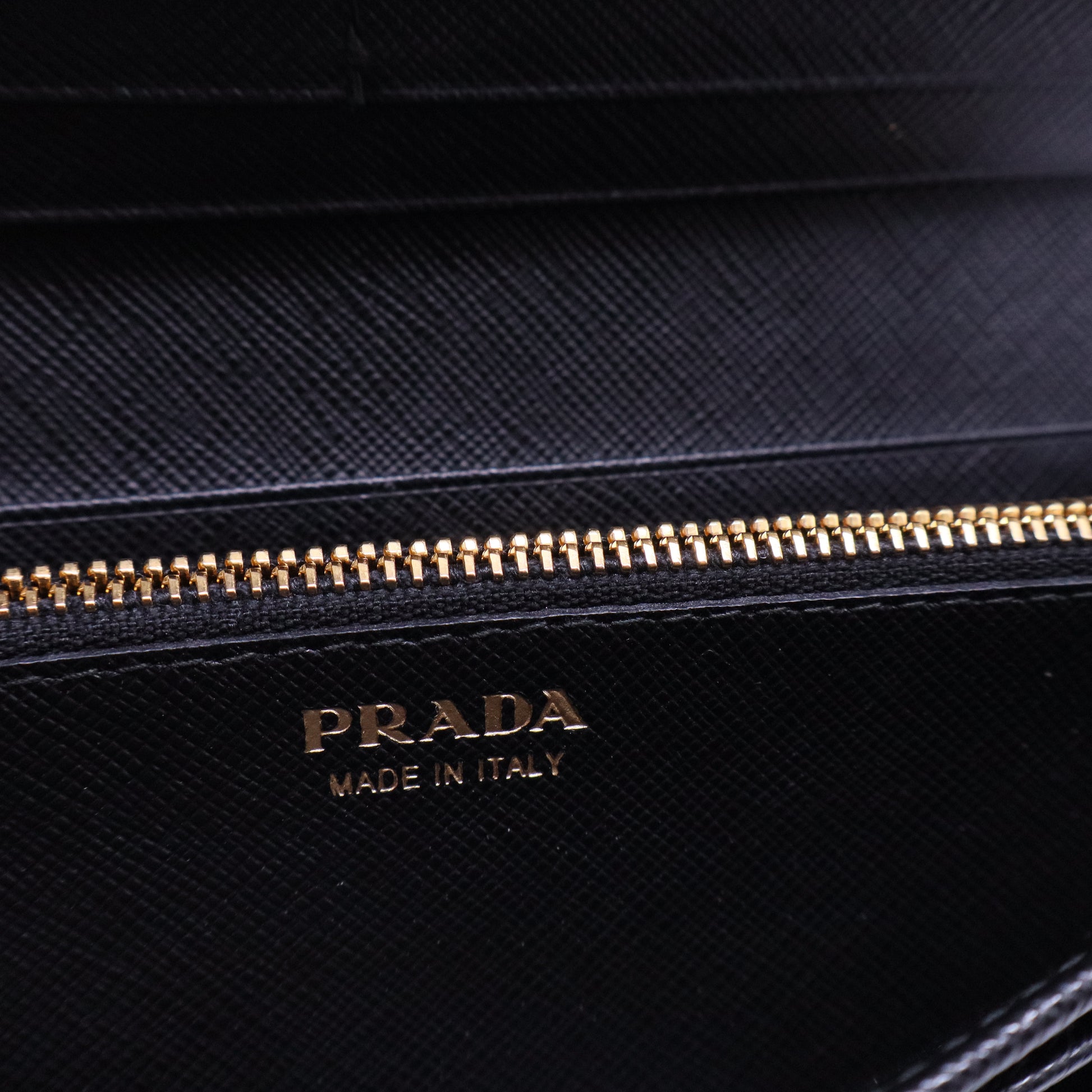 Envelope Flap Leather Slim Wallet