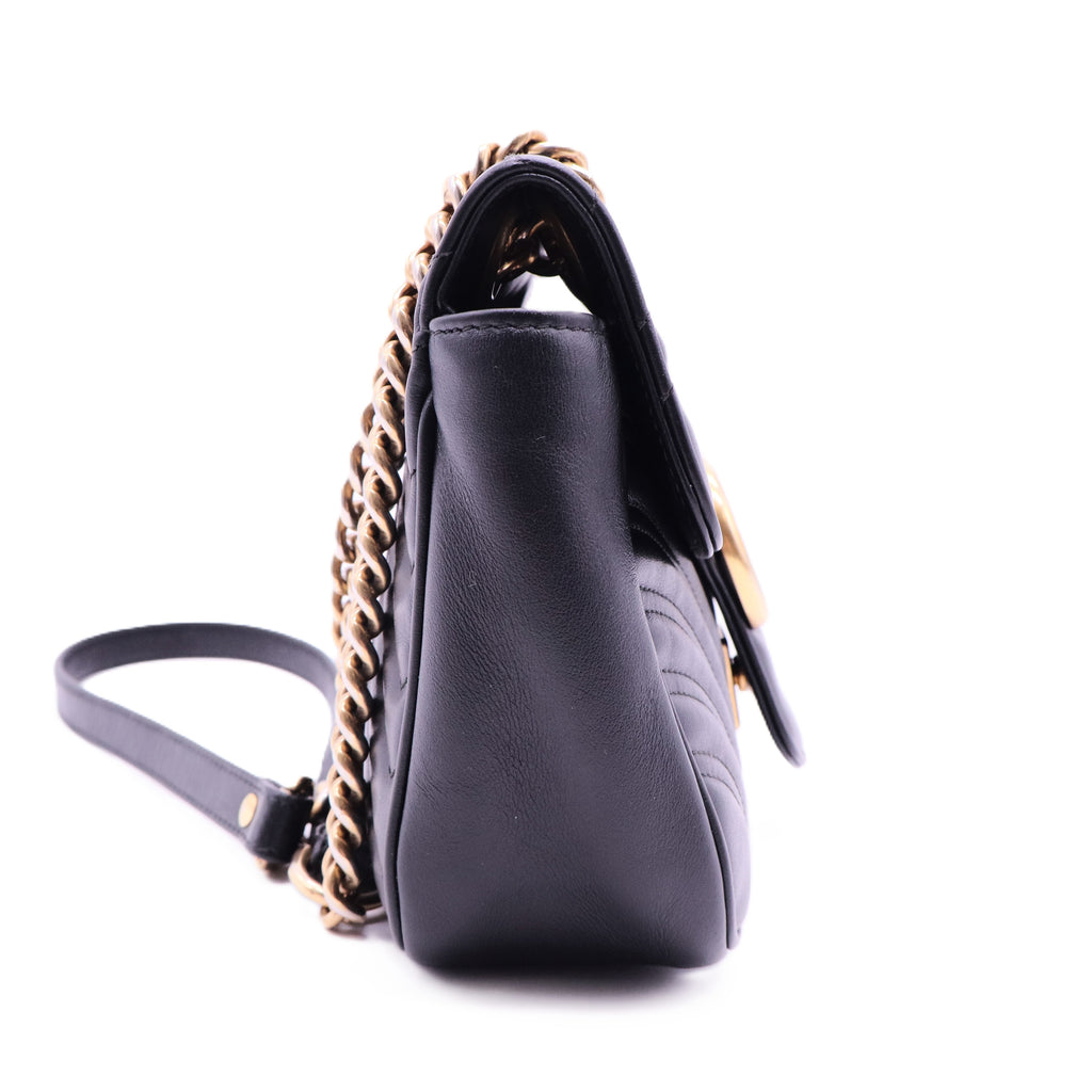 GG Marmont Medium Flap Bag