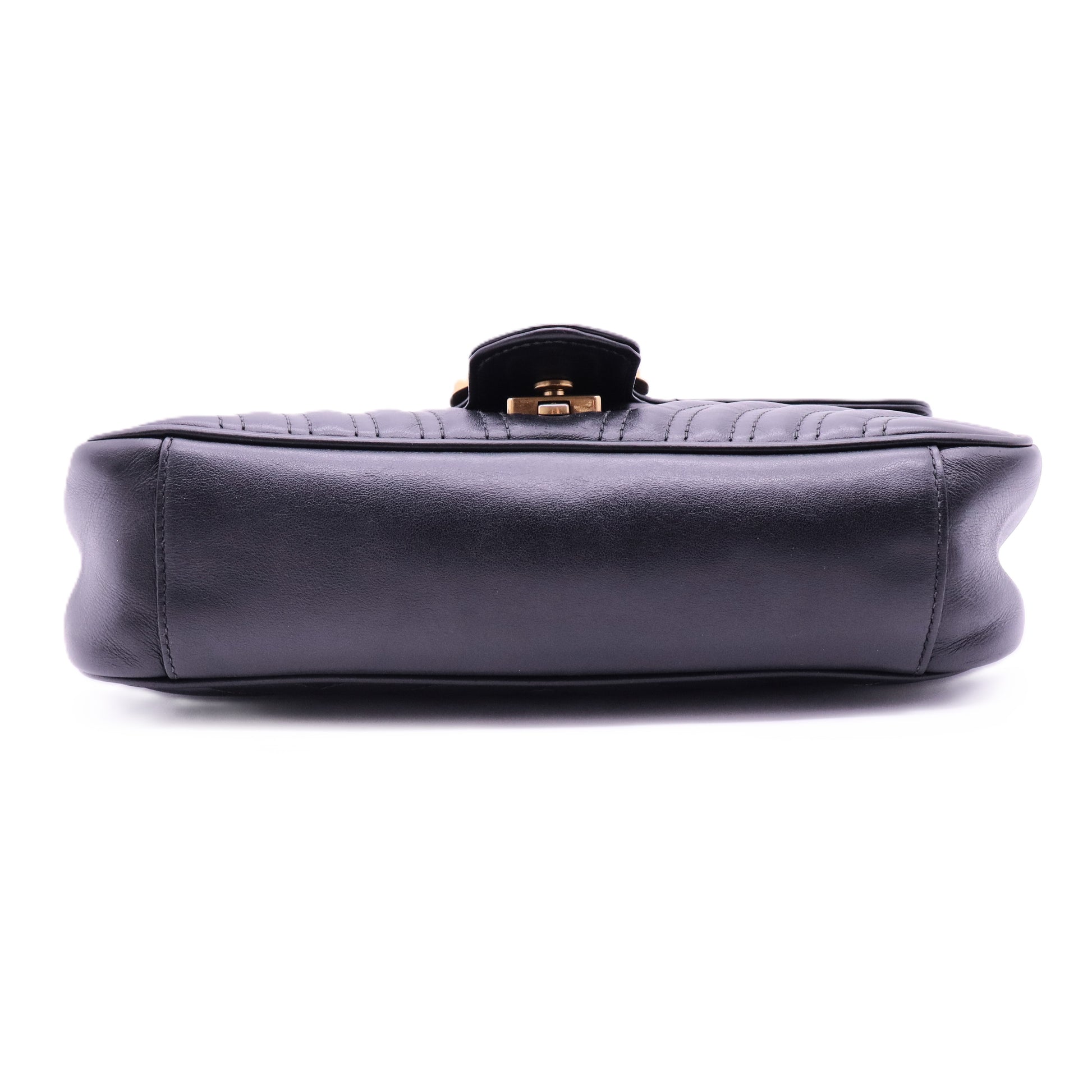 GG Marmont Medium Flap Bag