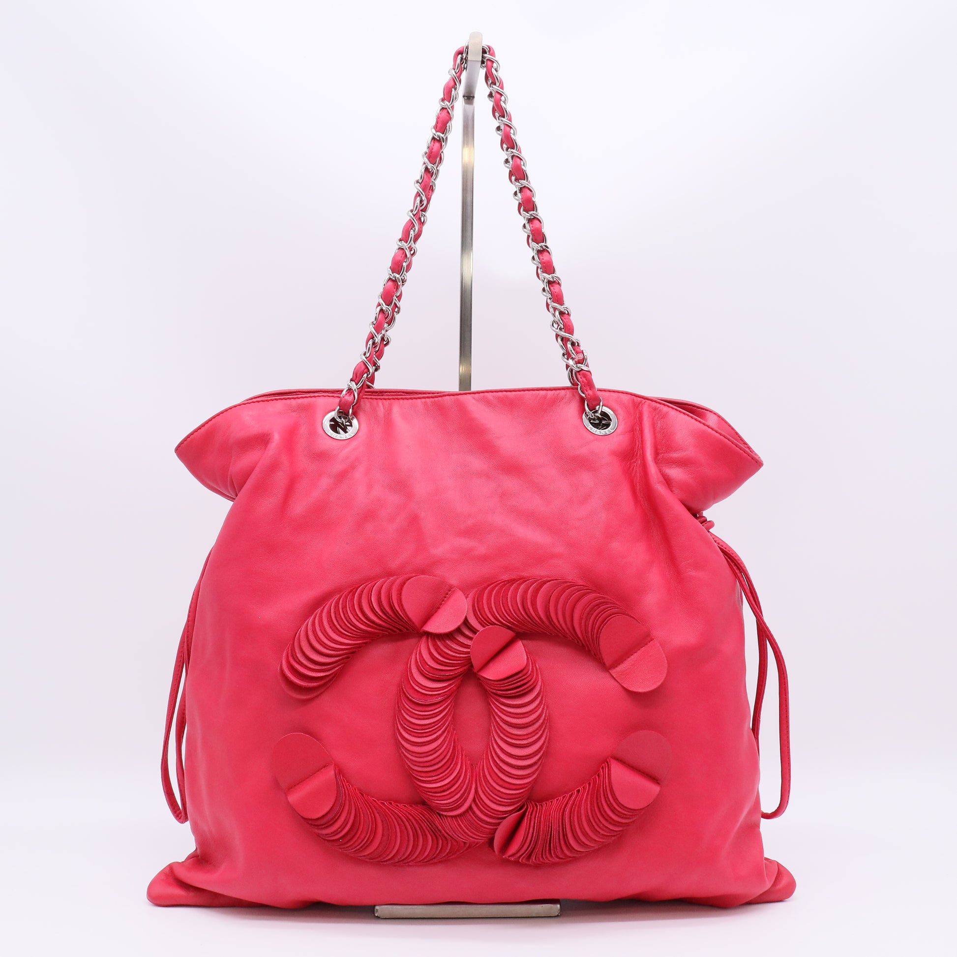 CC Disc Bon Bon Tote Leather Small Twins B23232