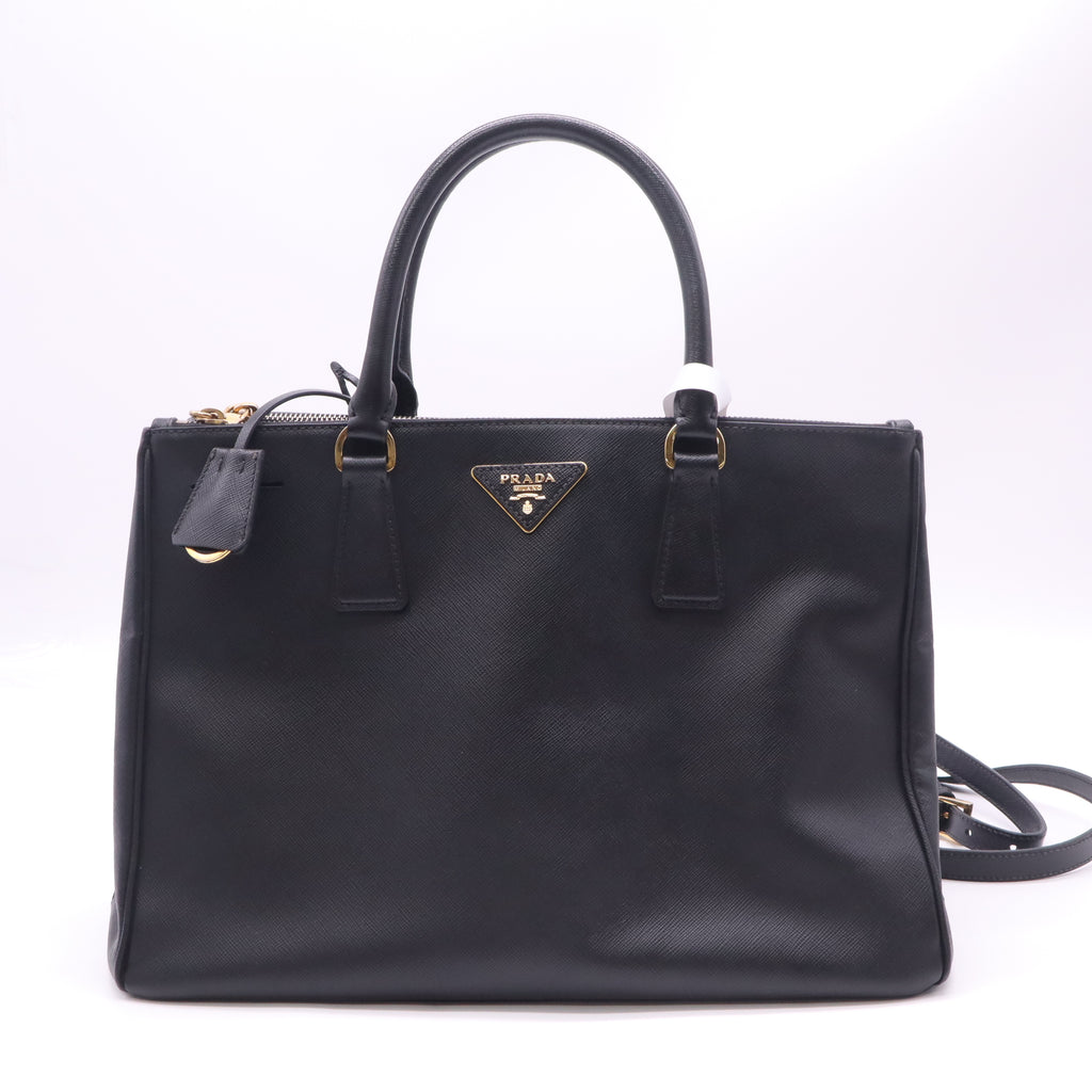 Saffiano Leather Galleria Double Zip Medium B23231