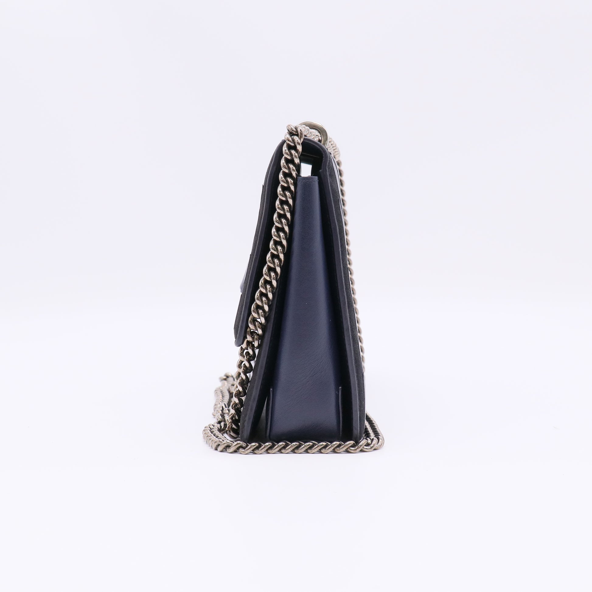 Salvatore Ferragamo Vara Bow Scallop Laser-Cut Chain Flap Bag B23149