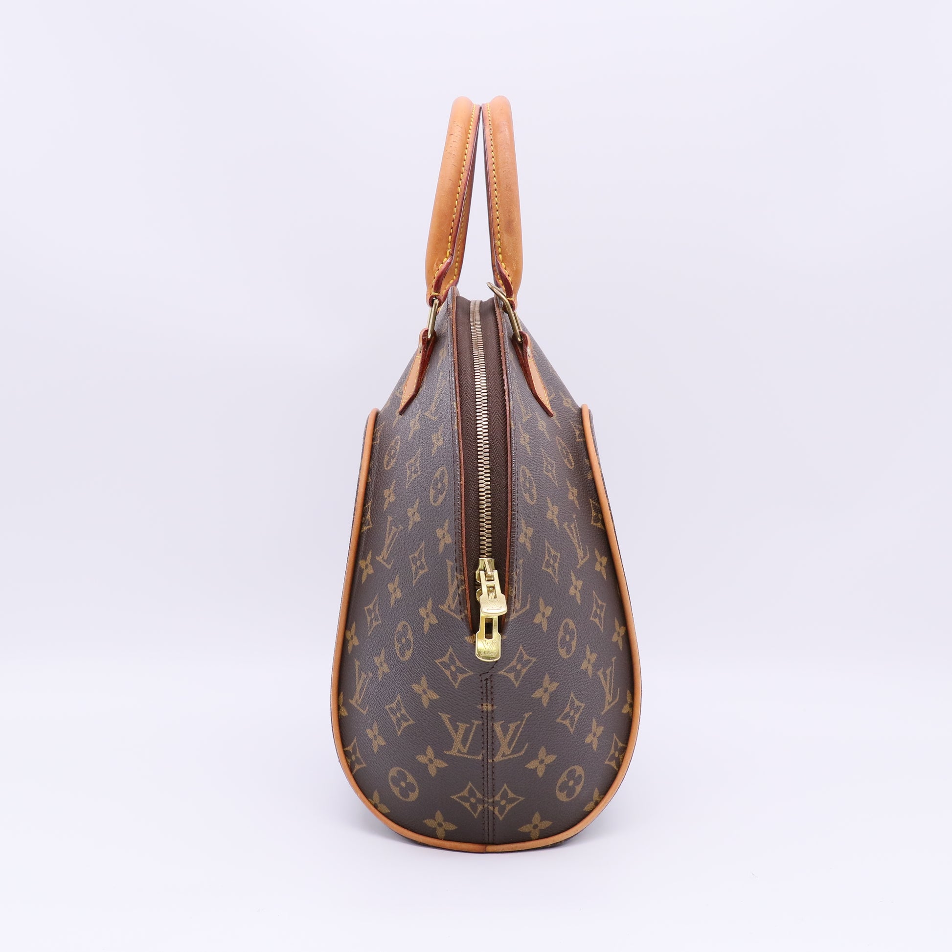 Monogram Ellipse MM B23707
