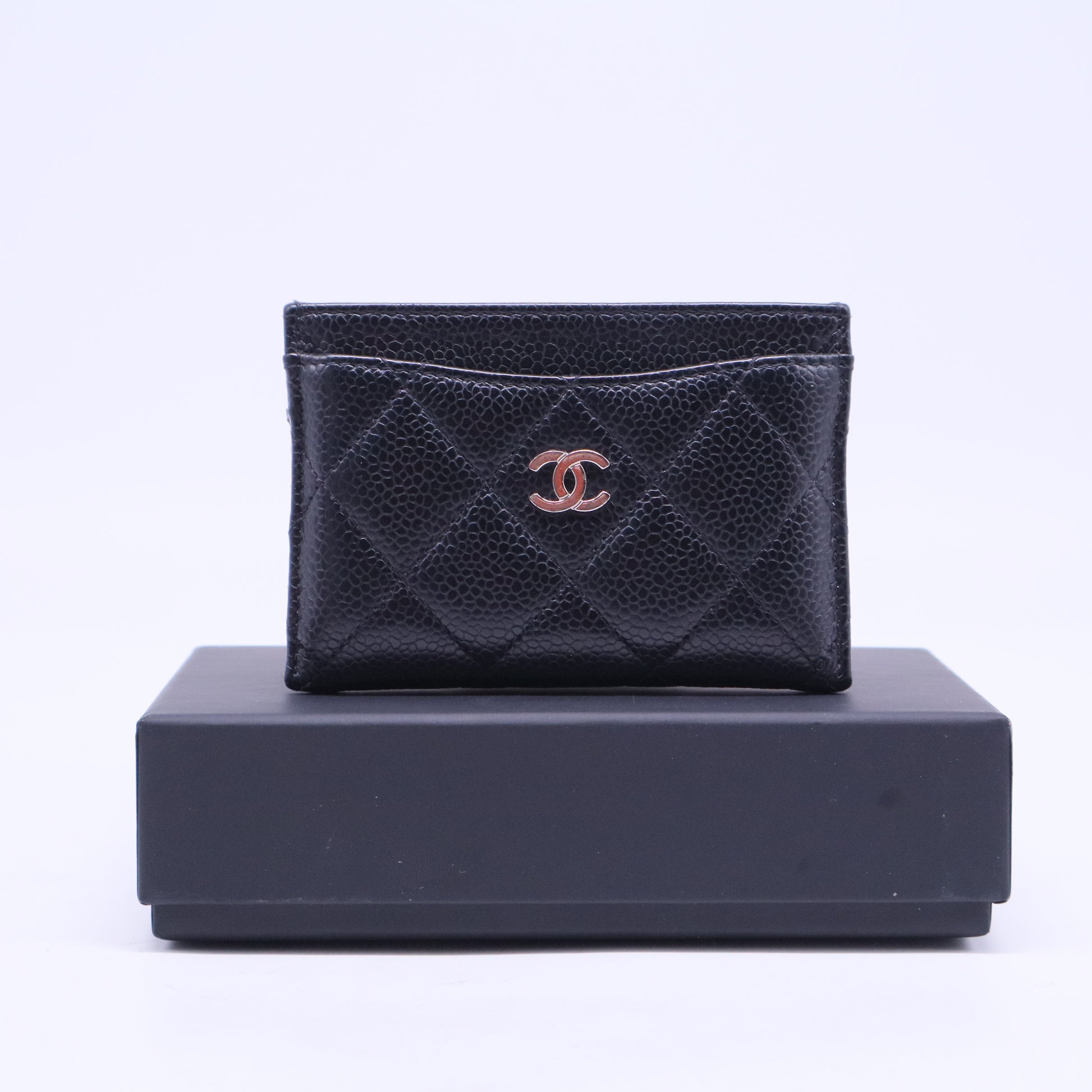 Black Caviar Quilted Classic Card Holder W20779