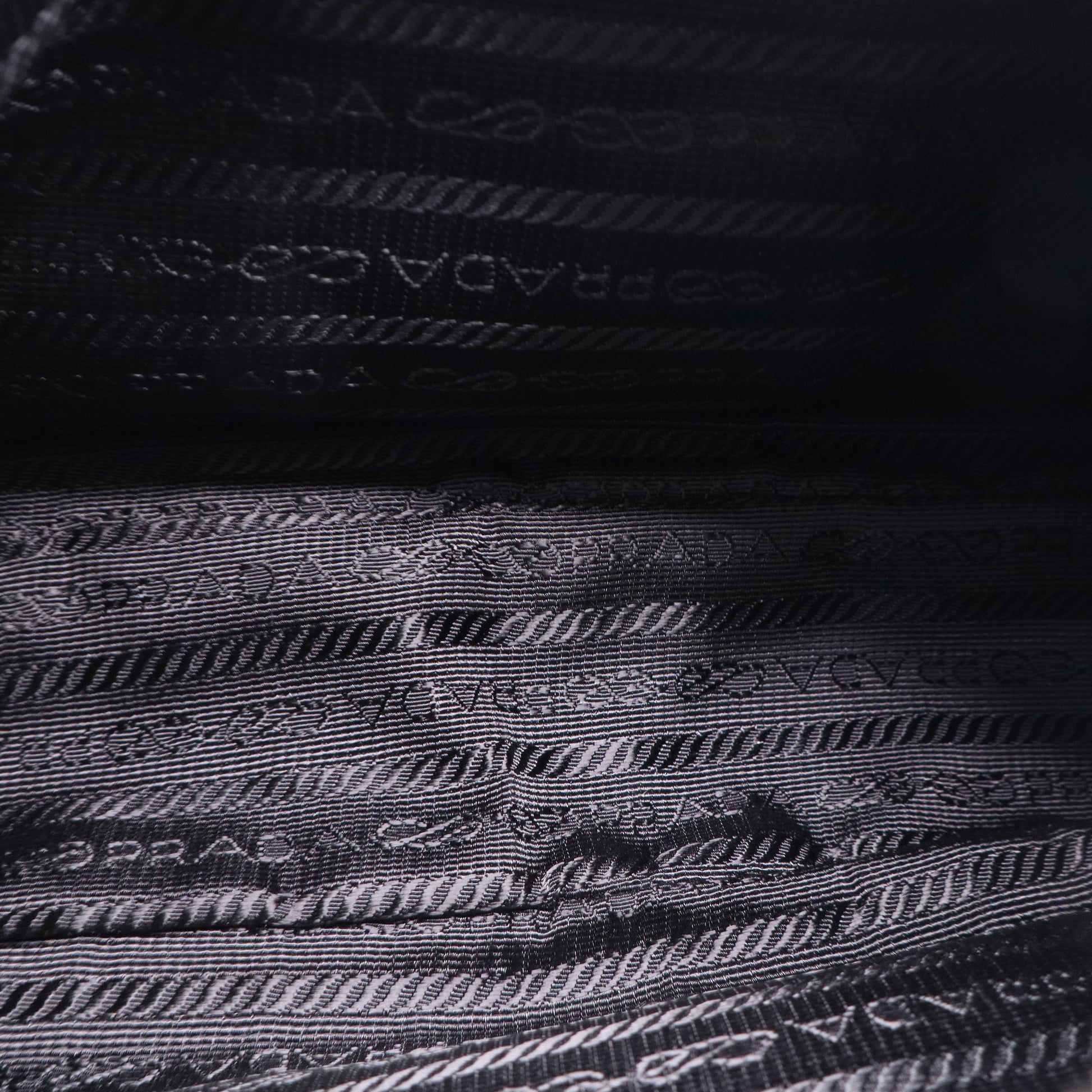 Prada Tessuto Nylon Re-Edition 2005 Twins LDJ2699