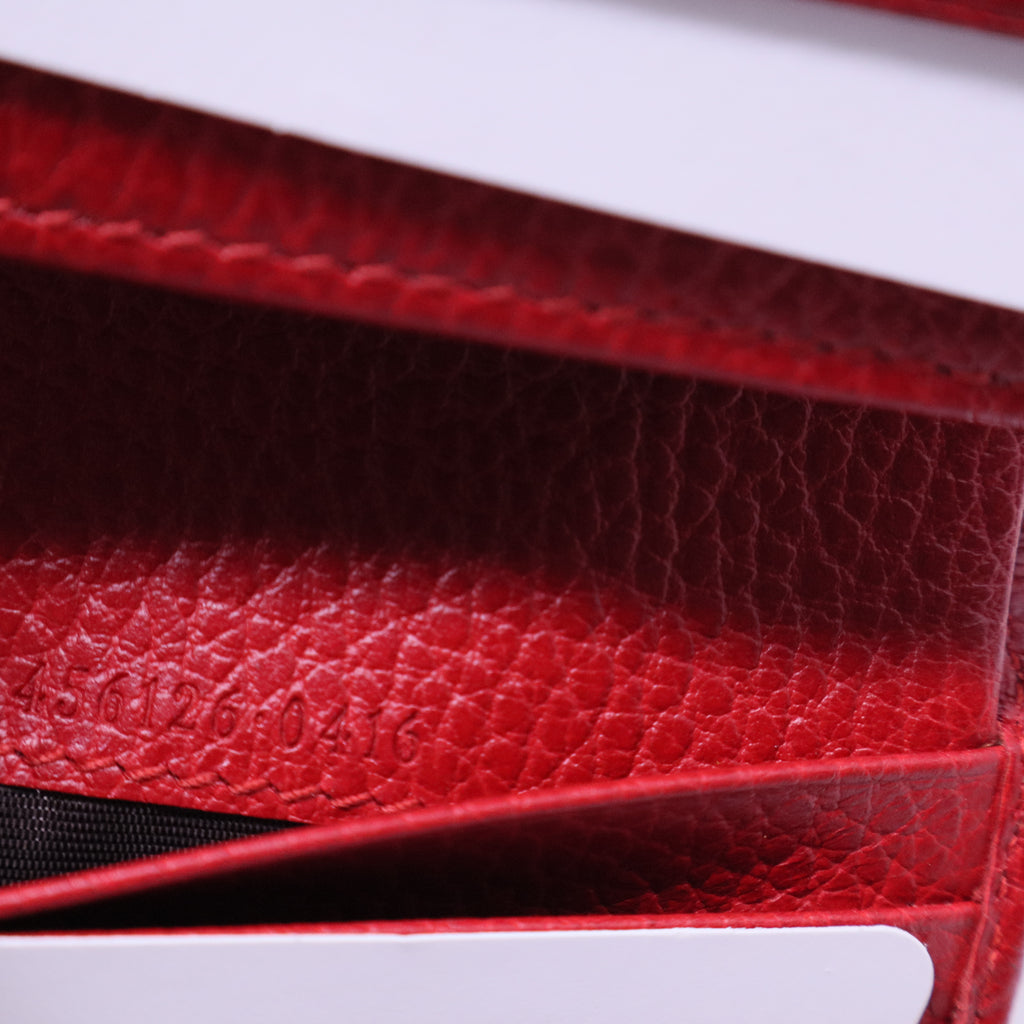 Pebbled Calfskin GG Marmont Card Case Hibiscus Red W20801