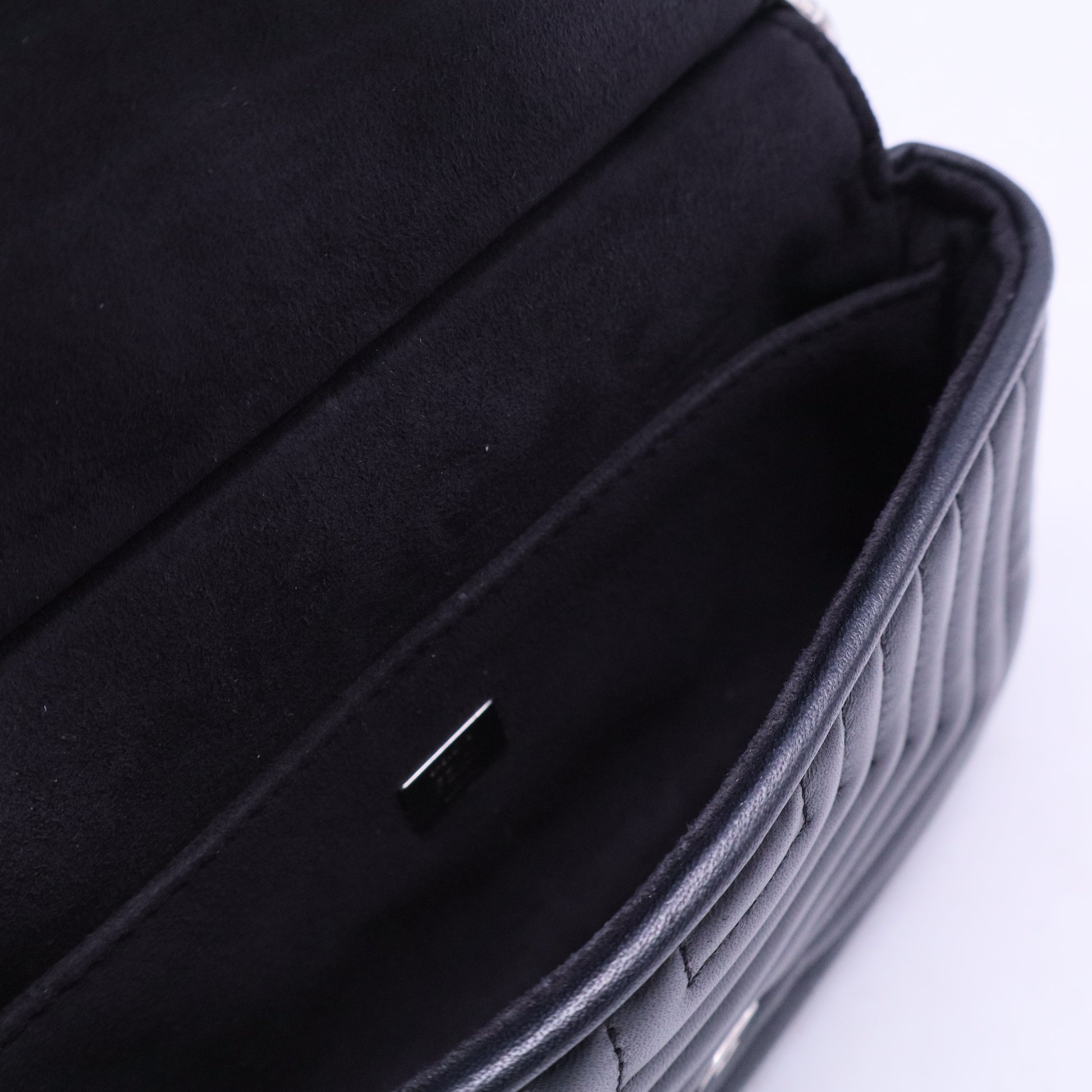 Shiny Nappa Trapuntata Micro Double Baguette Black B20965