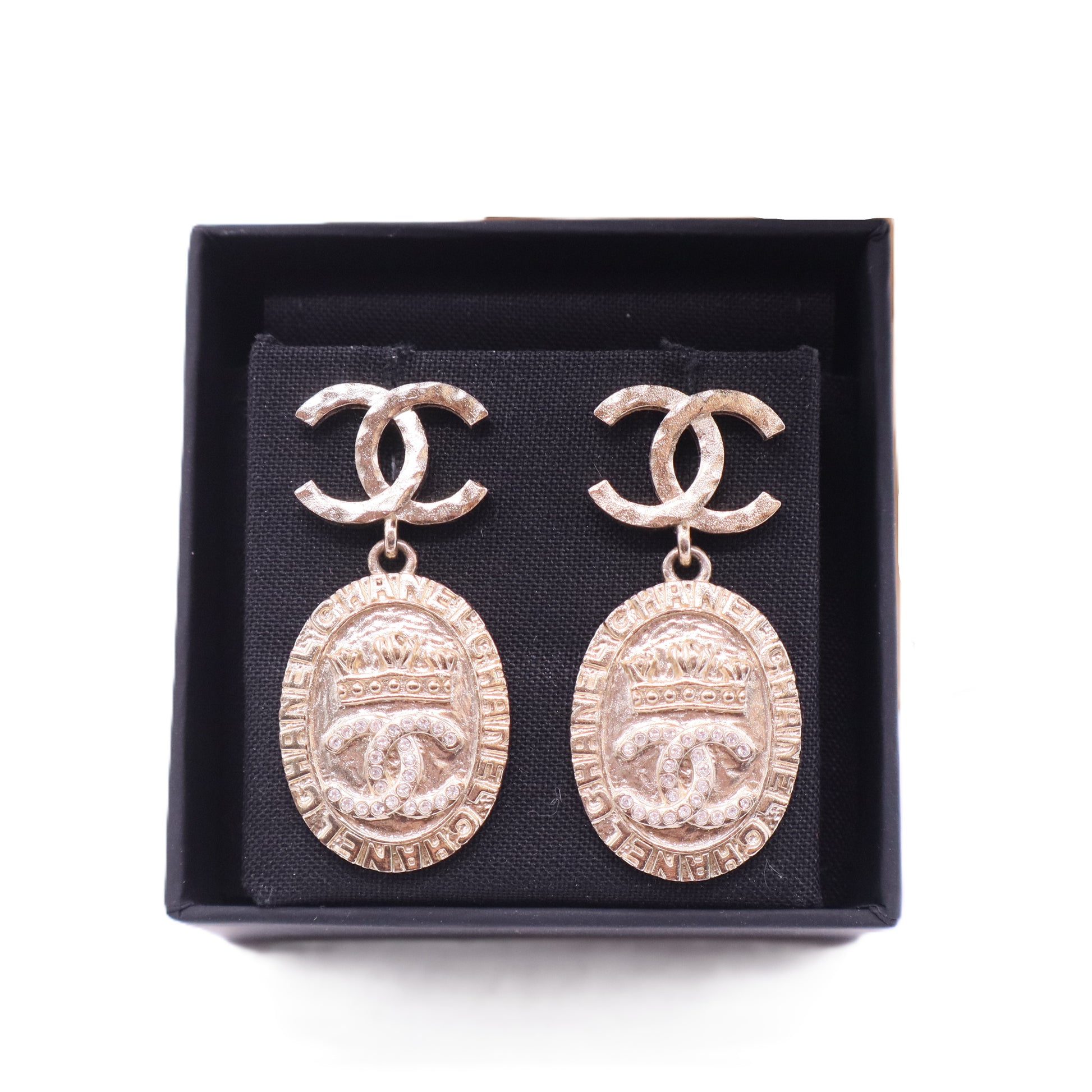 21A Double CC gold crown earrings